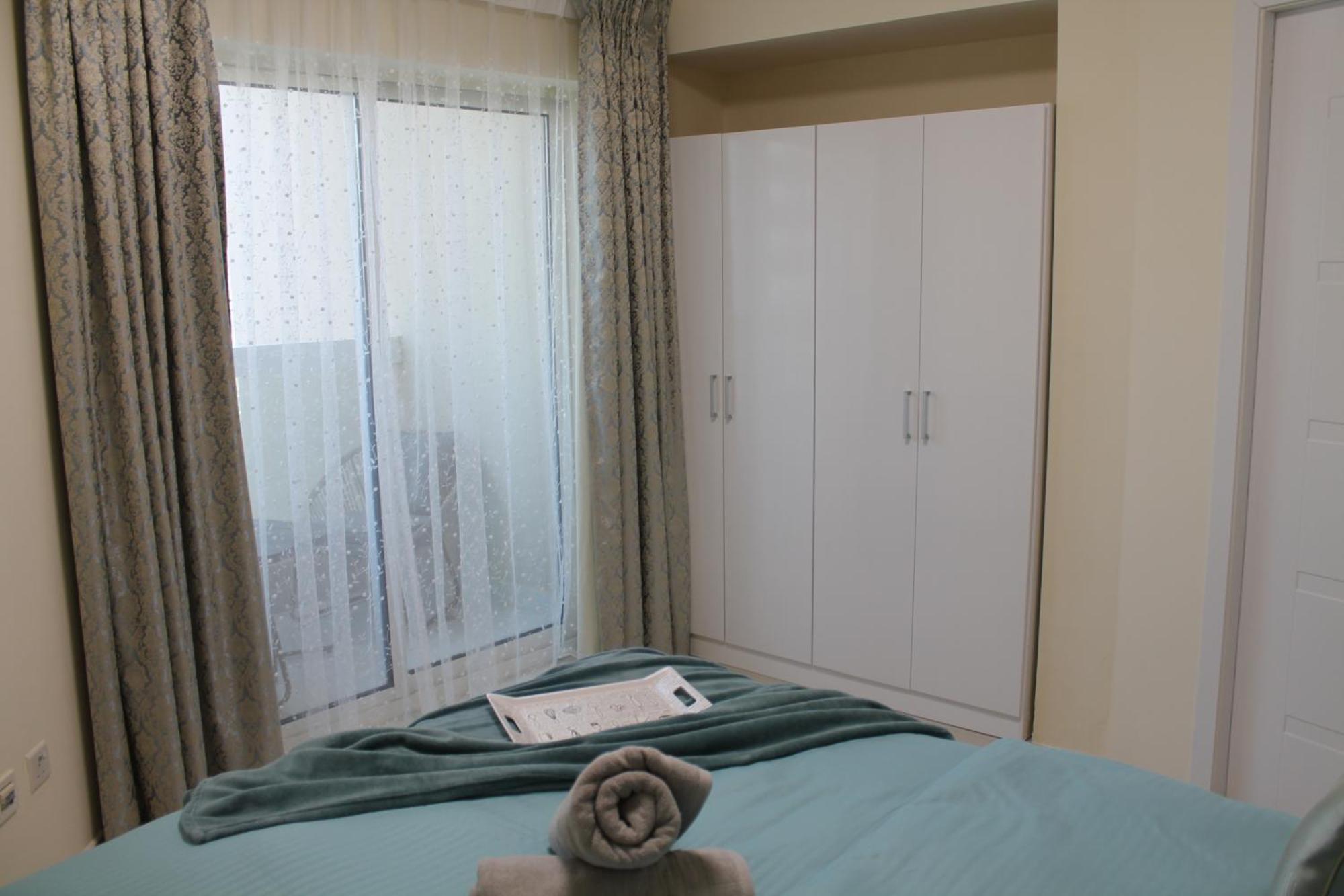 Newly Furnished 1 Bedroom, High Floor, Amazing View, Close To Metro Apartment Dubai