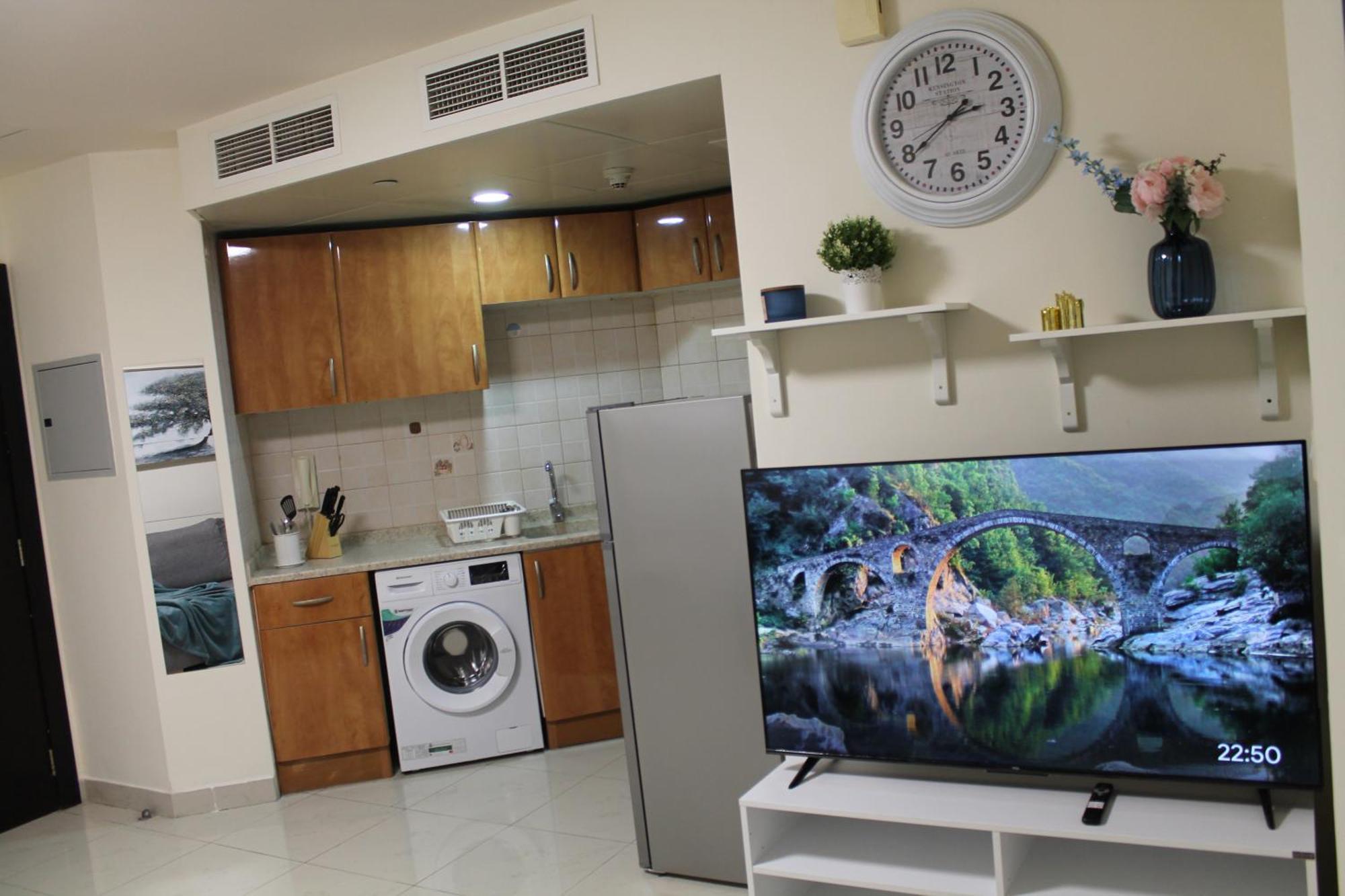 Newly Furnished 1 Bedroom, High Floor, Amazing View, Close To Metro Apartment Dubai
