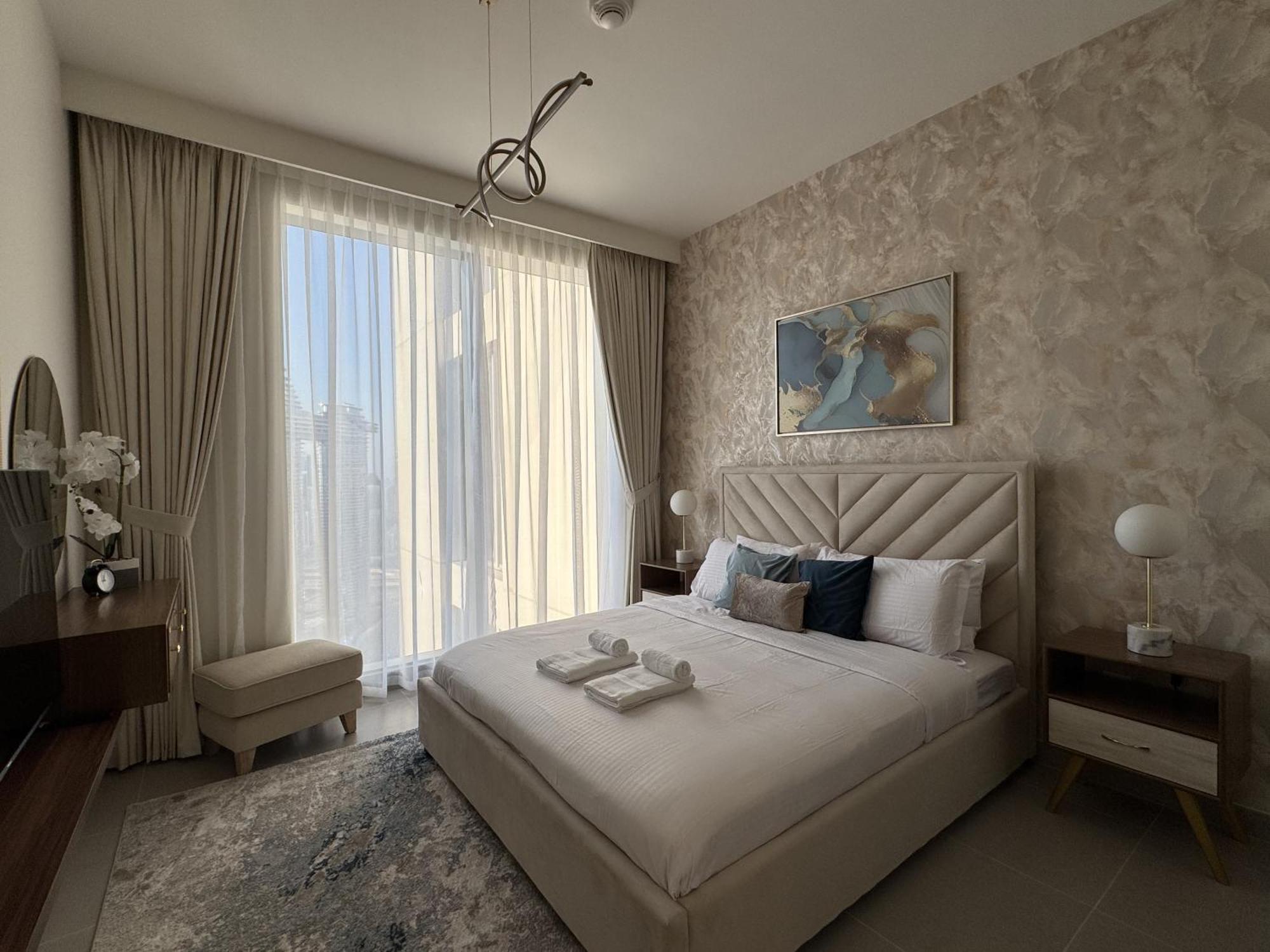 Tower Luxury 2br Downtown Near Burj & Mall Apartamento