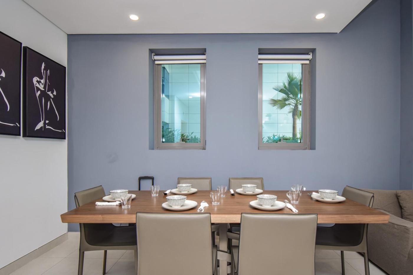 Spacious 1br With Balcony & Rooftop Pool The Bay Business Bay
