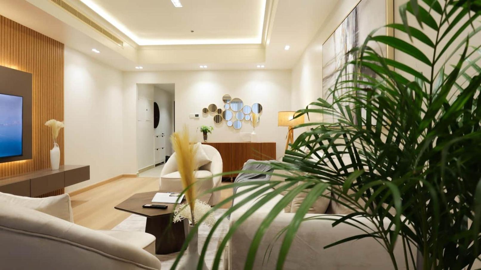 Apartment Exquisite 2-bedroom With Sea View *