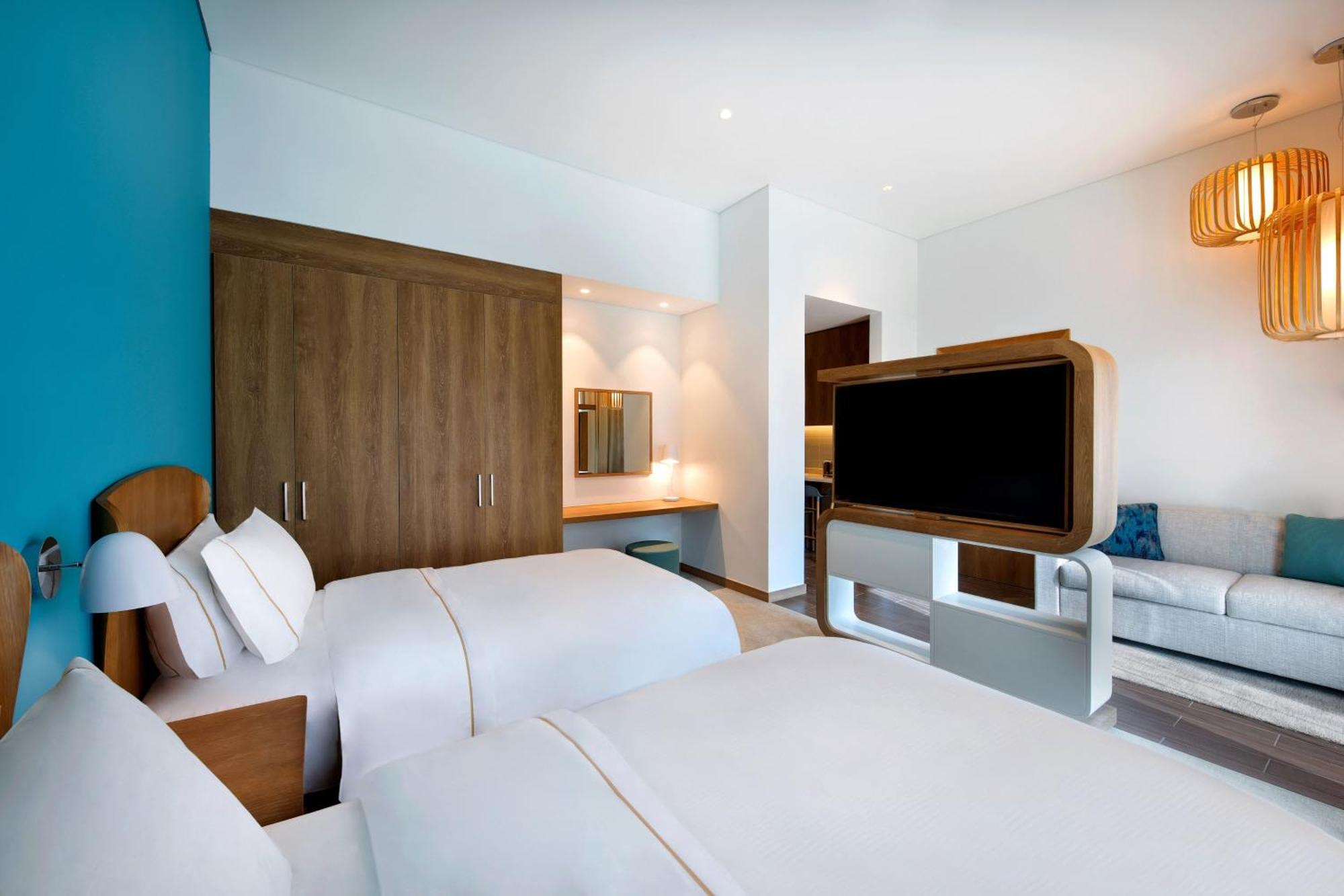 Hotel Element Airport