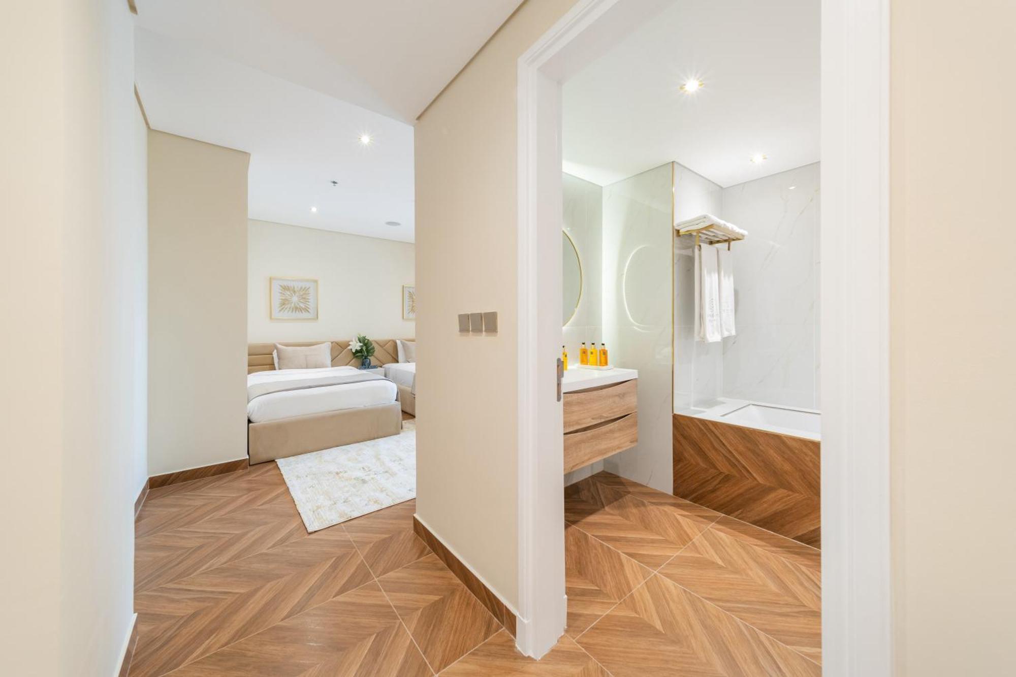 Eden's Homes & - Anantara The Palm Residences Apartment