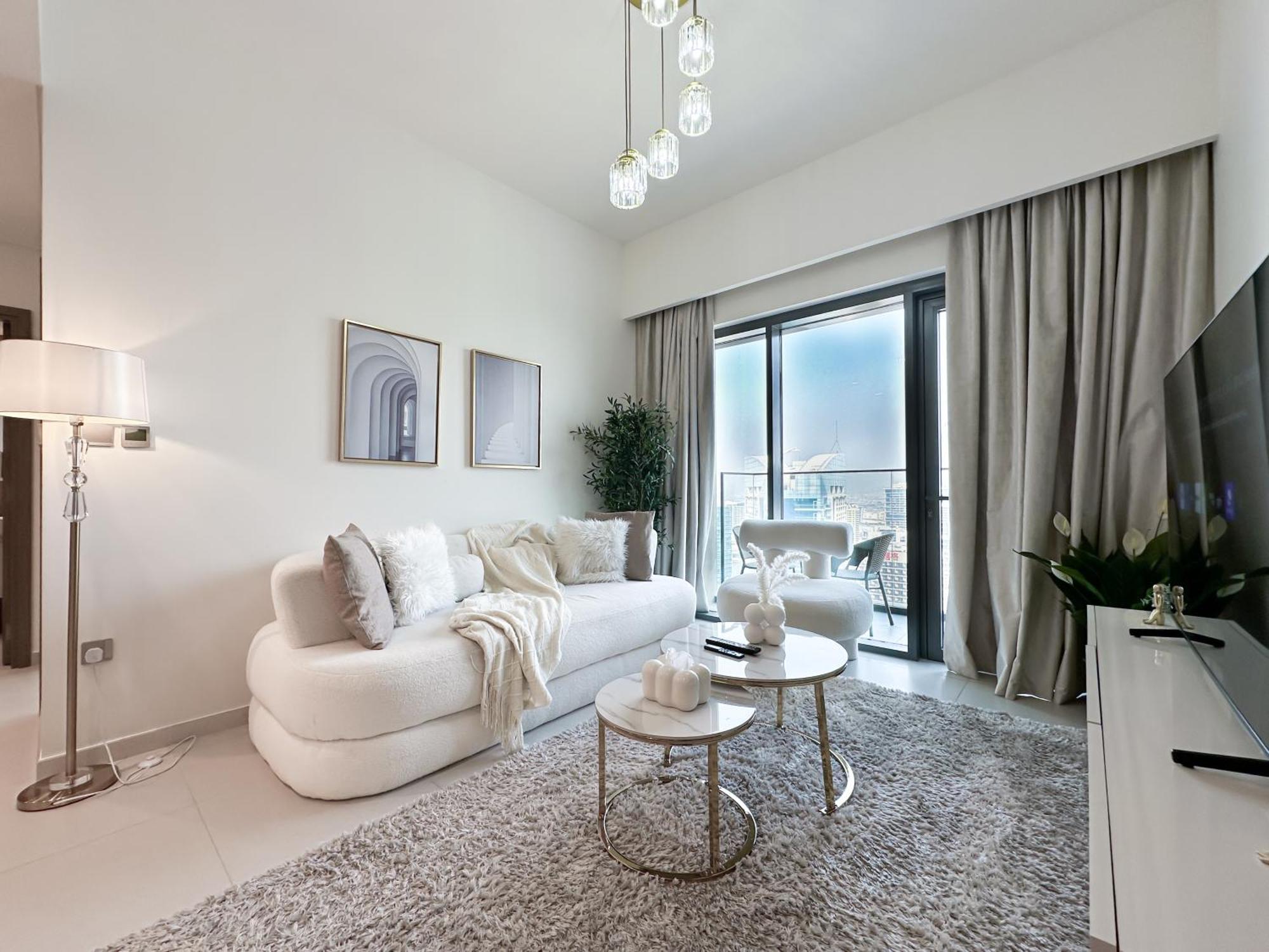 Trophy - Euphoria Eclipse In 29th Floor In Burj Royale * Dubai