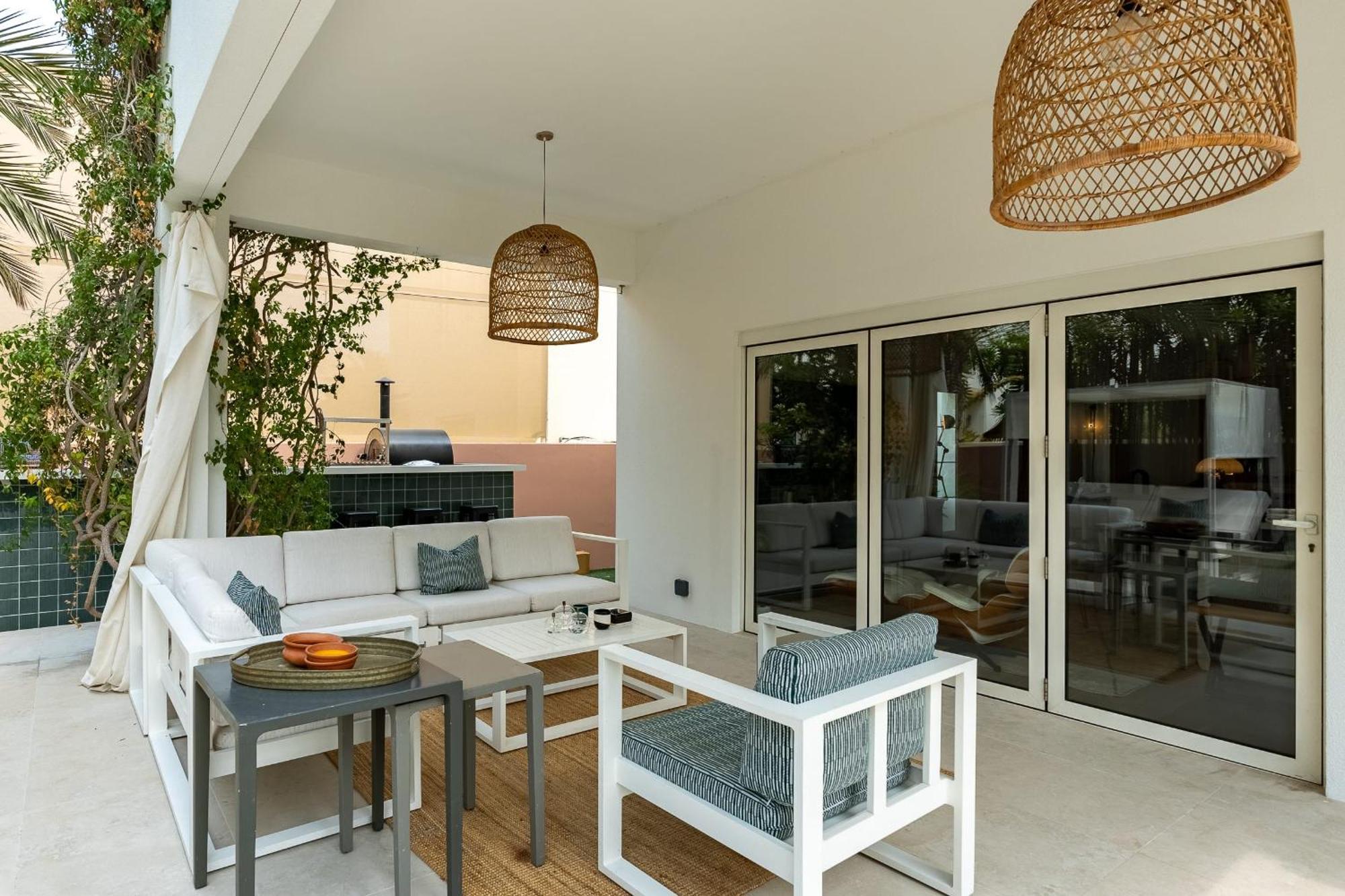 Deema The Lakes Luxury 3 Bd Pool *