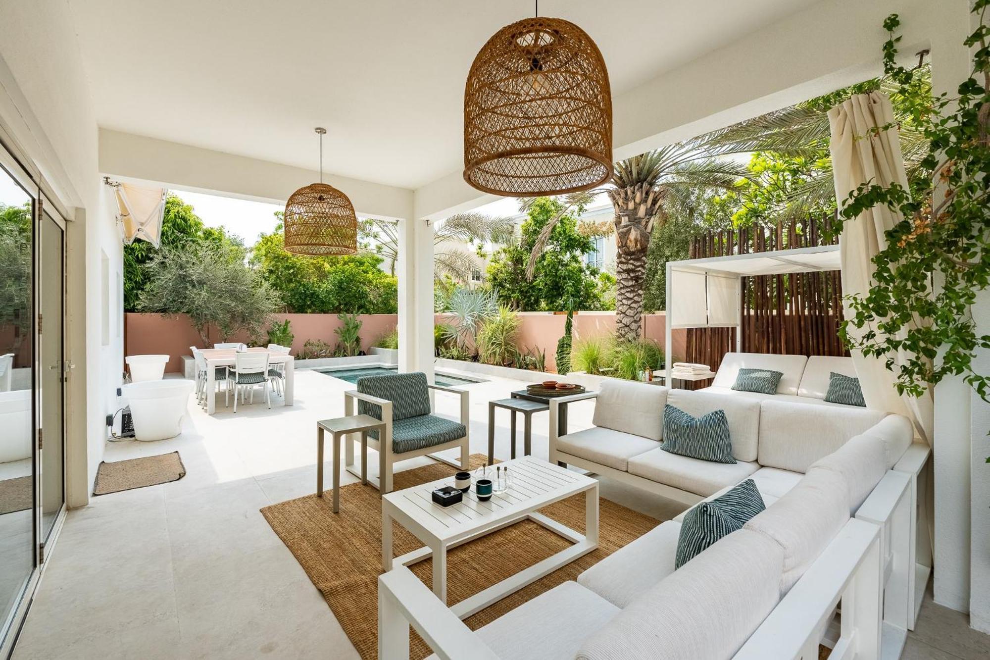 Deema The Lakes Luxury 3 Bd Pool Villa *