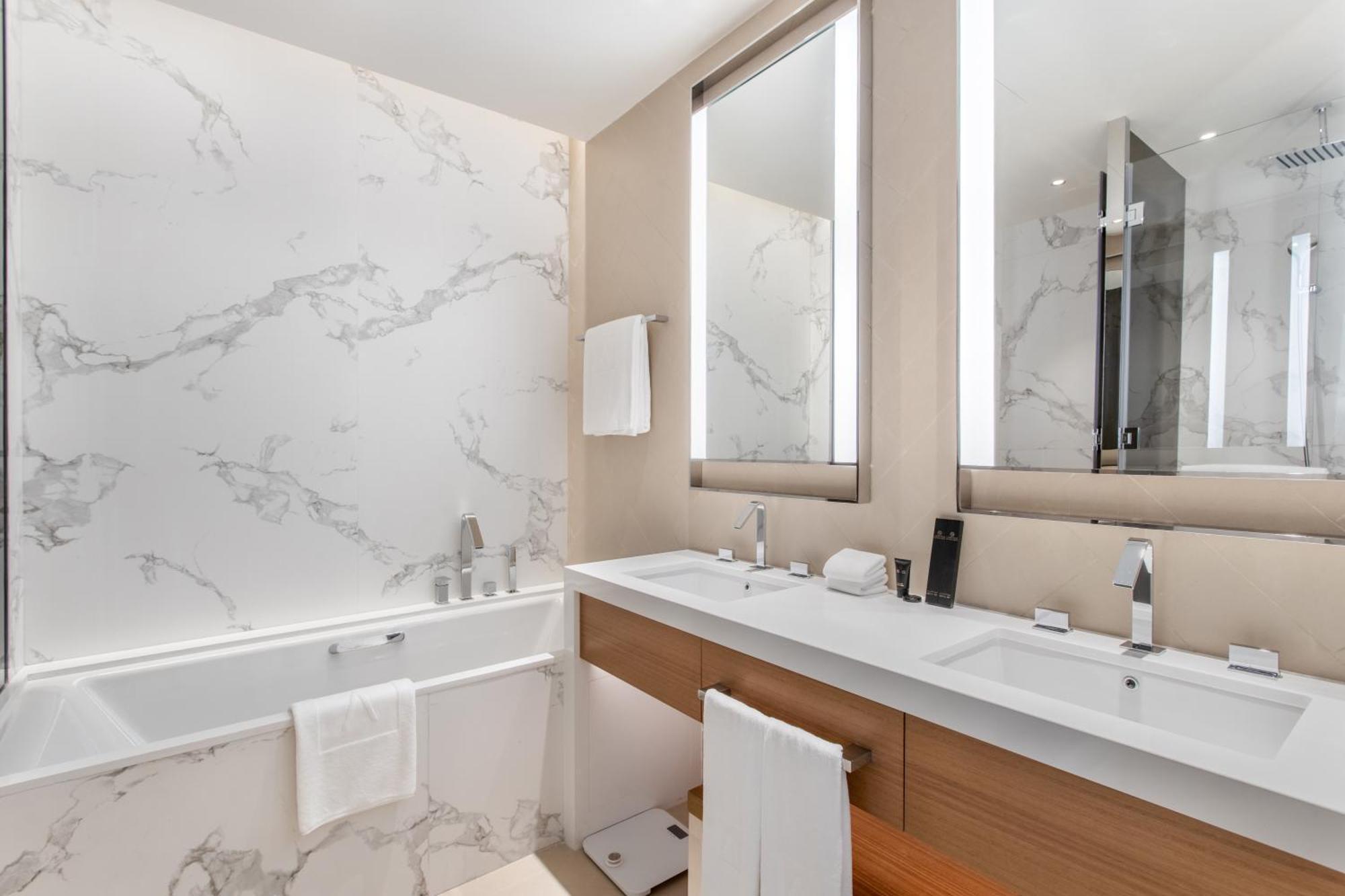 Address Opera Residences By The S Homes * Dubai