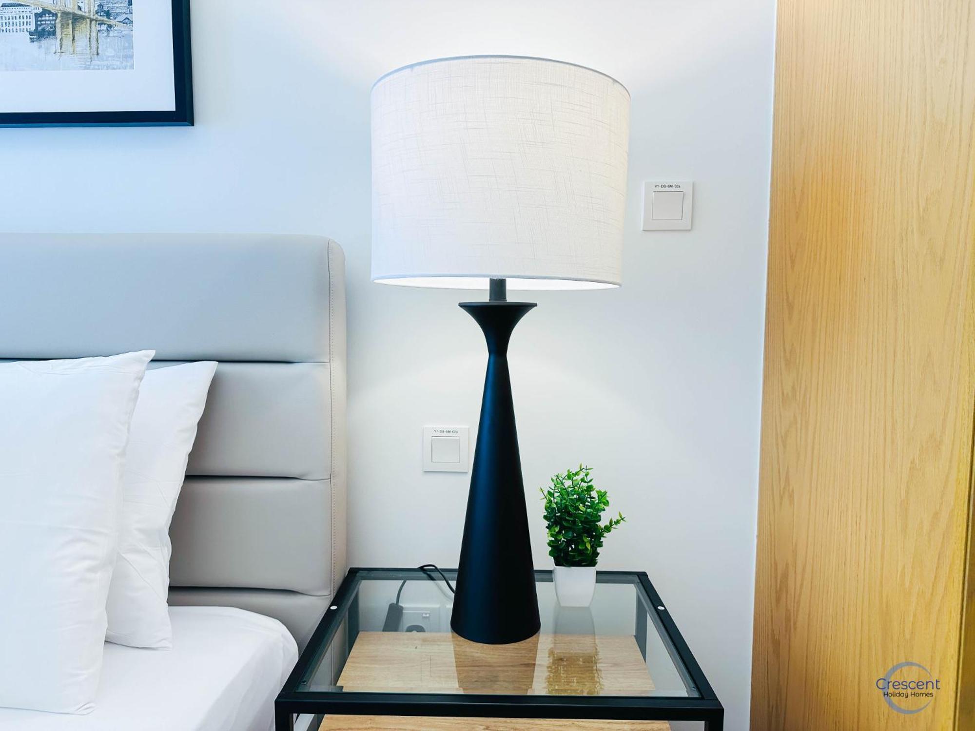 1br Downtown Walk To Mall & Burj Apartment Dubai