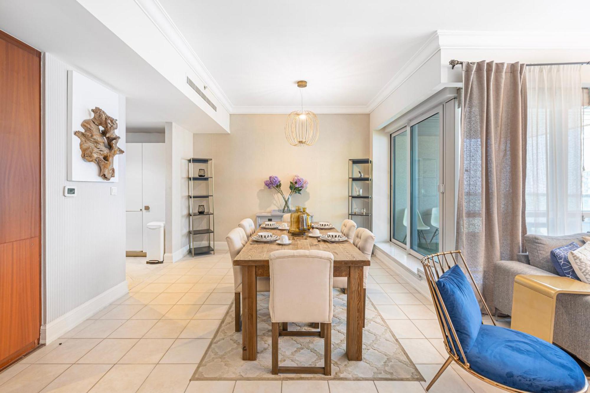 Apartment Beautiful 2br Study - Marina