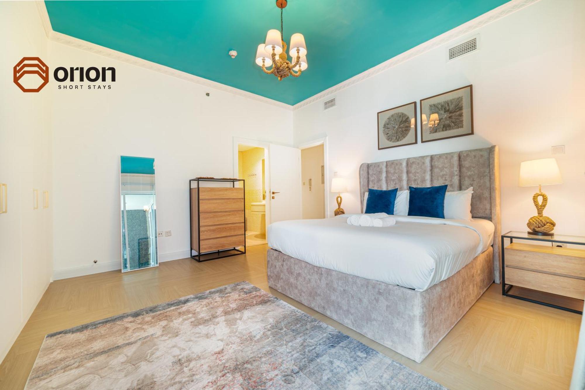 Apartment Stunning 1 Bed In Marina With Partial Sea View - High Floor - Next To Tram Stop - 5 Mins Walk To *