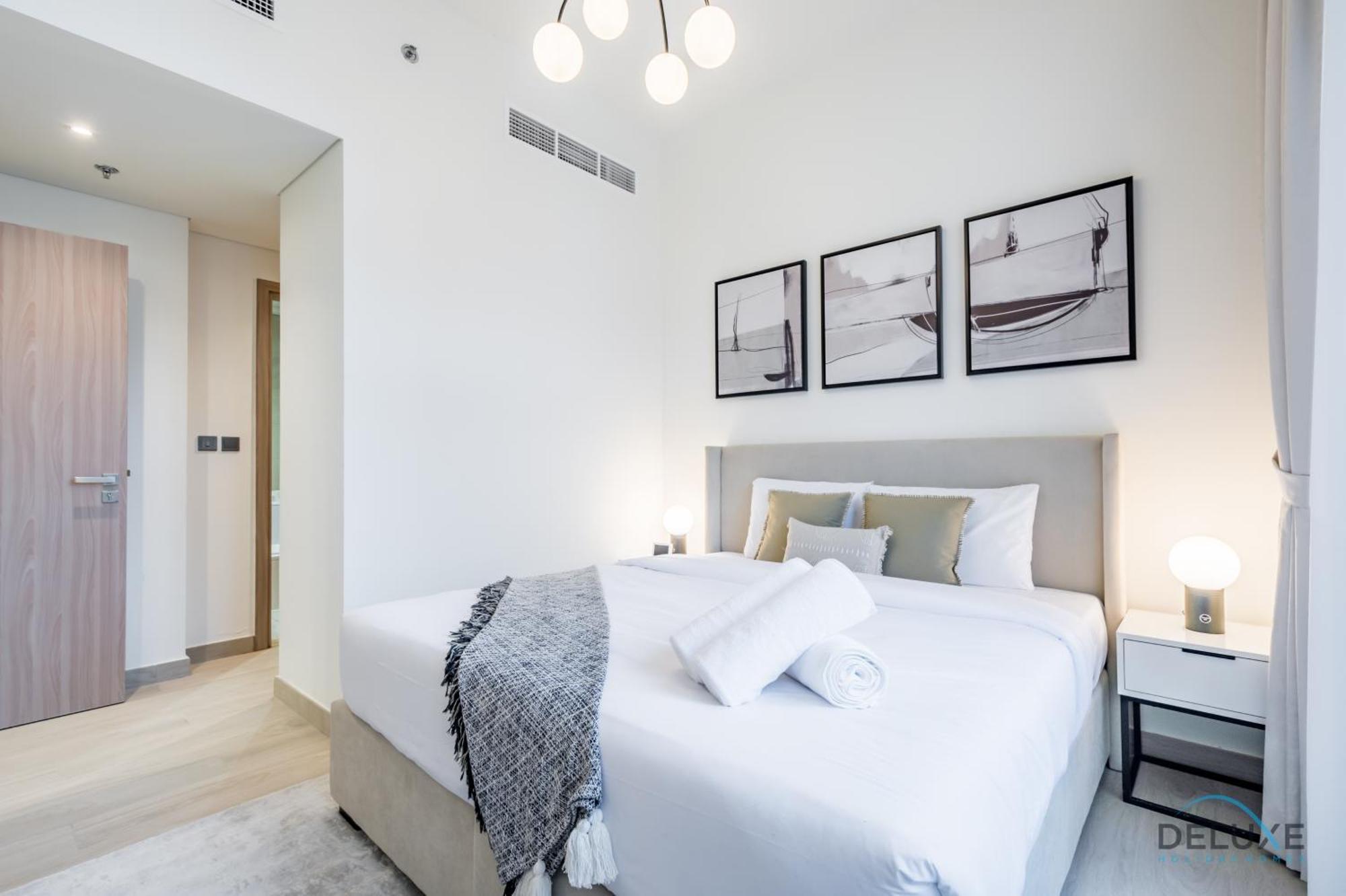Inviting 1br In Azizi Riviera 32, Al Merkadh By Deluxe Homes Apartamento