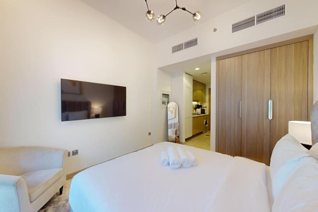 Azizi Riviera 18 - Neat Apartment *