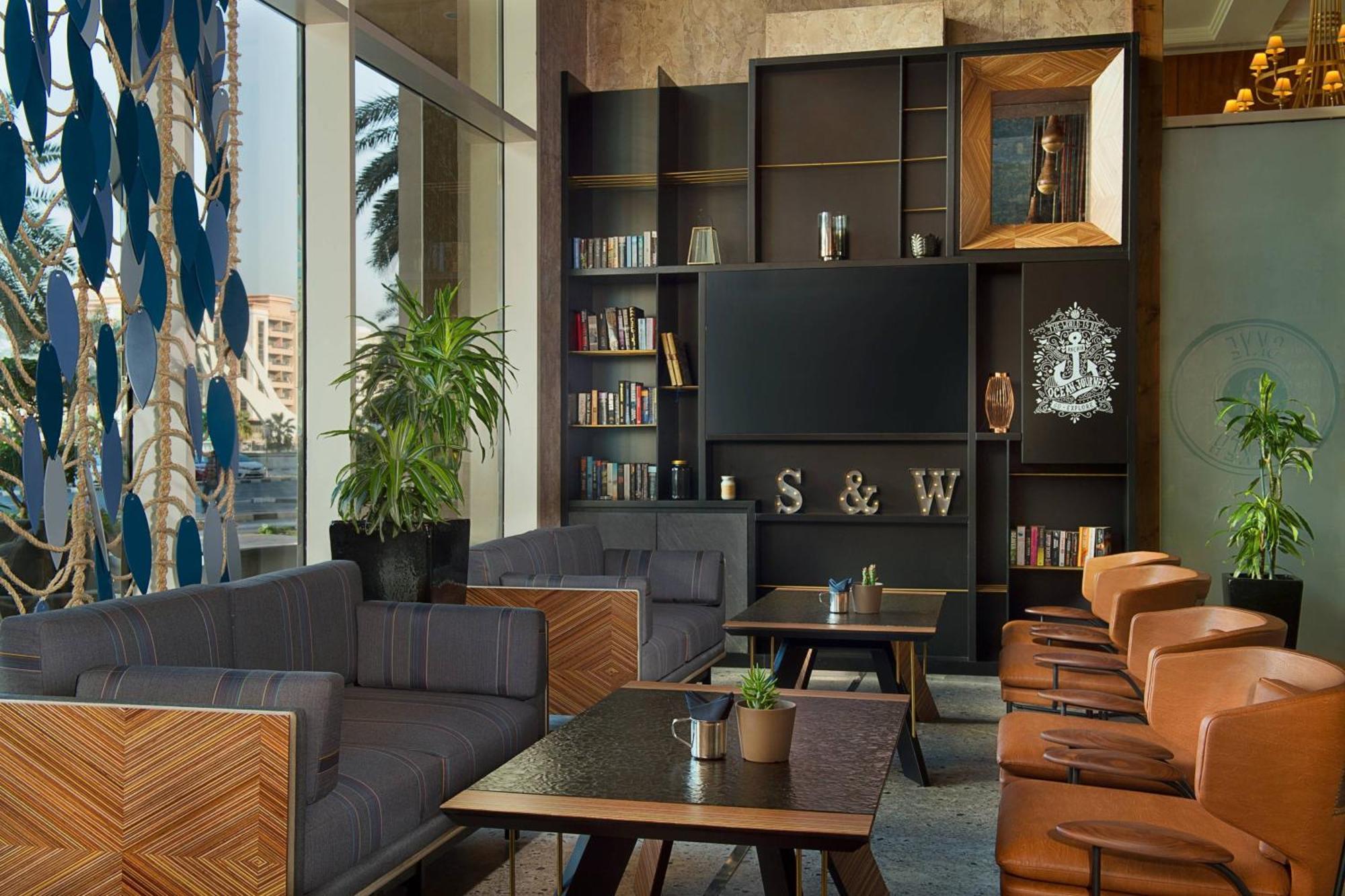 Marriott Executive Creek Hotel 4*