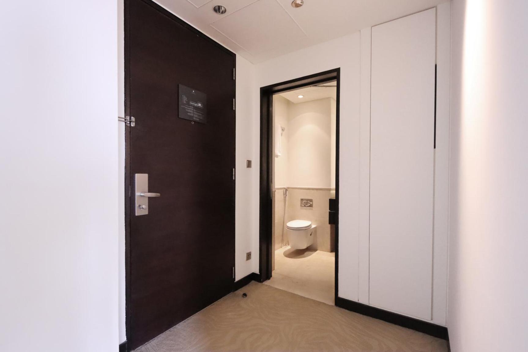 Livbnb - Elegant High Rise 1b With Marina View Dubai