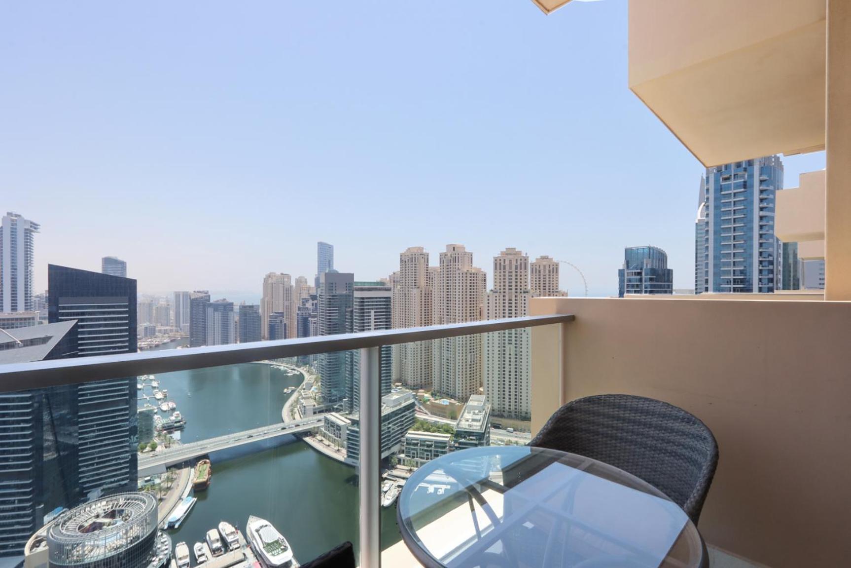 Livbnb - Elegant High Rise 1b With Marina View Dubai