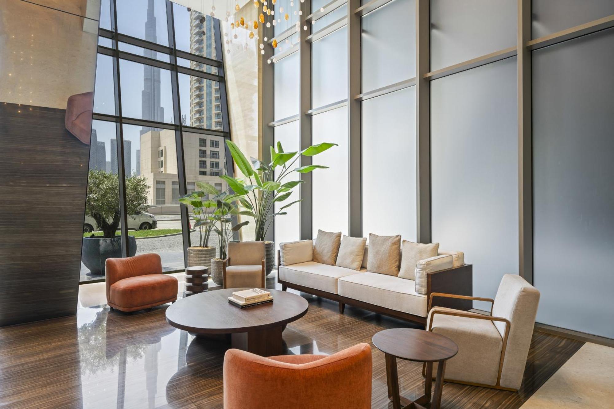 Apartment Modern Near Mall