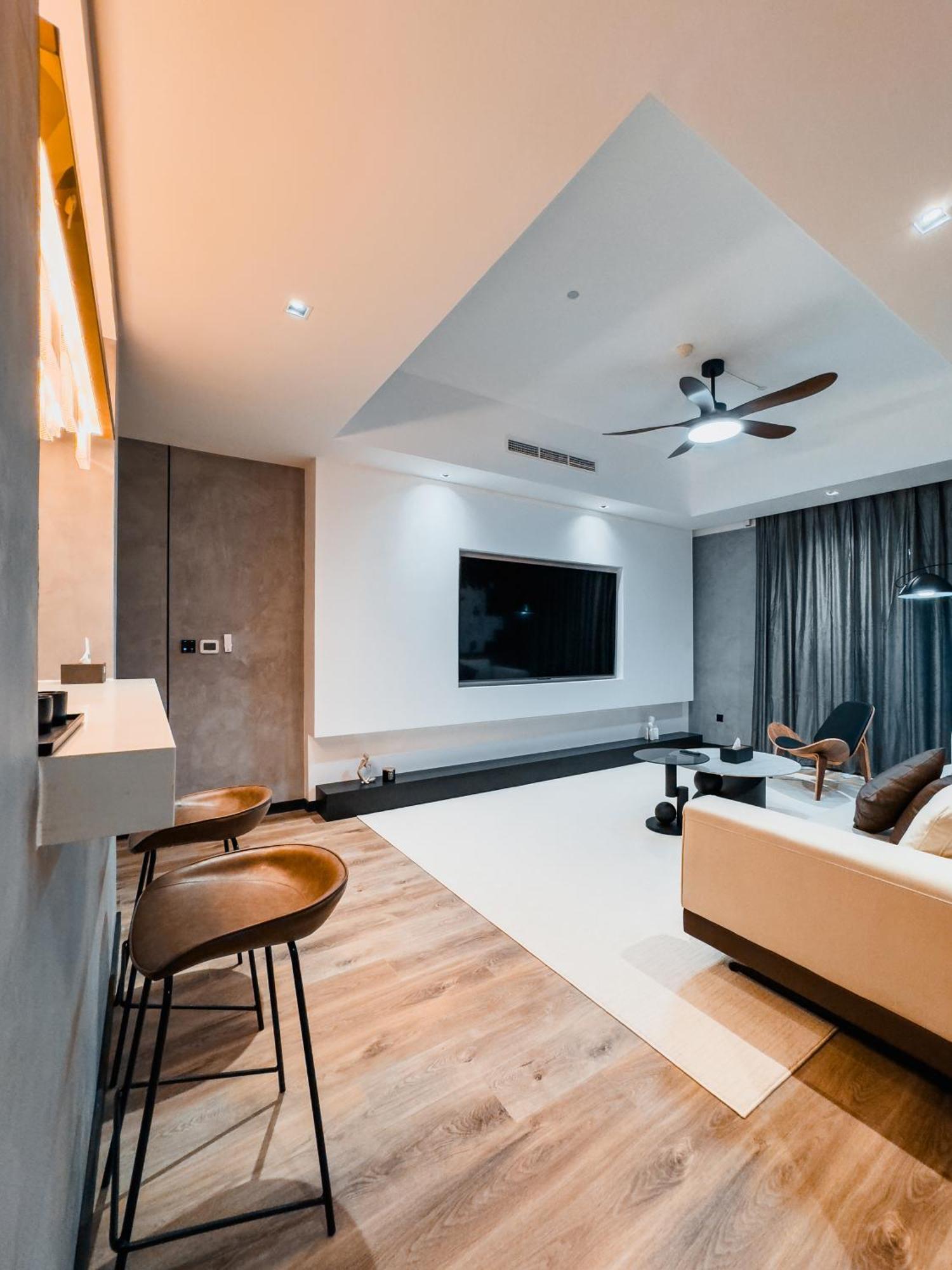 Apartment Downtown Dunya Tower Dubai