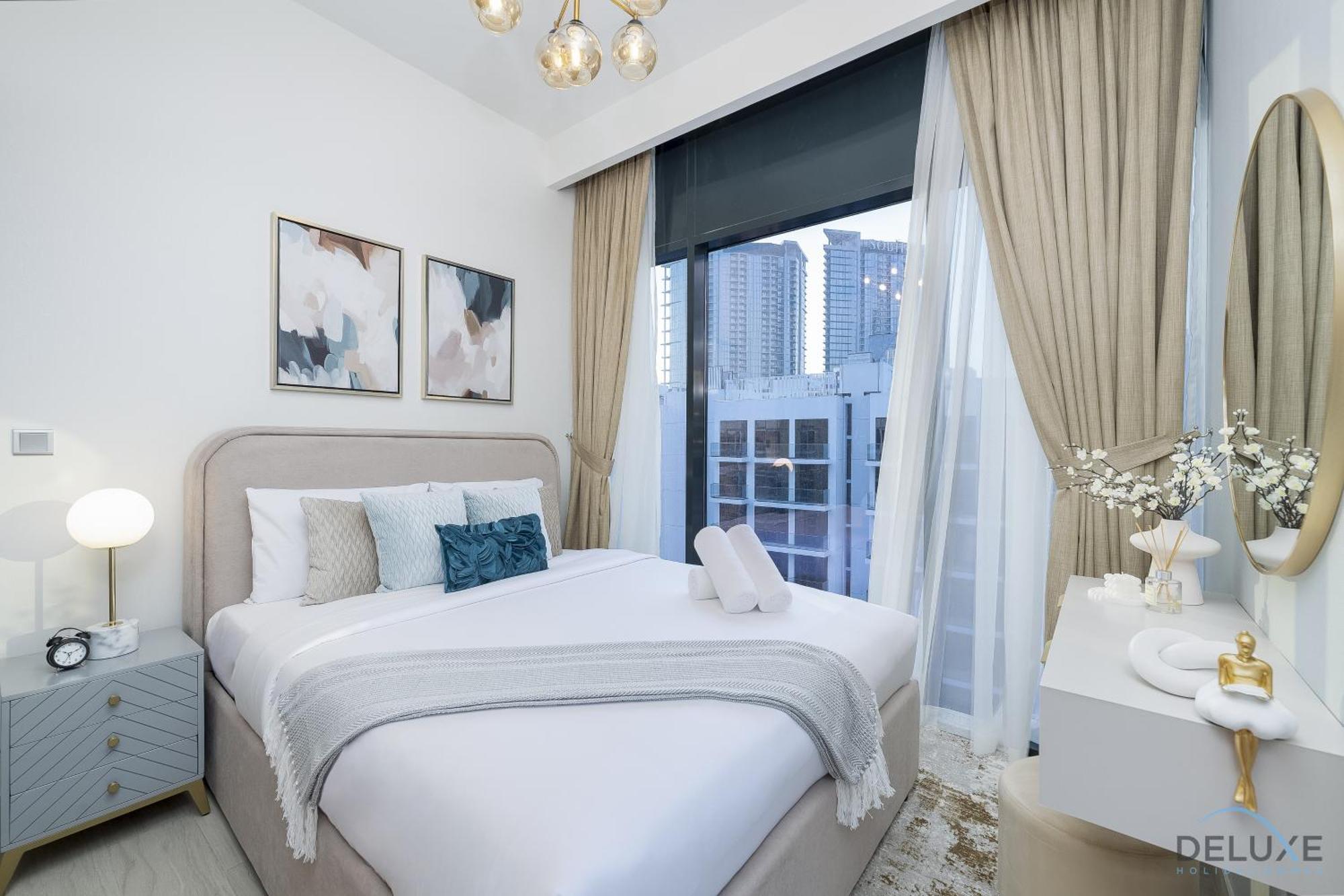 Surrounded By Attractions & Leisure Spots 1br Unit, Azizi Riviera 45, Al Merkadh By Deluxe Homes Apartment *