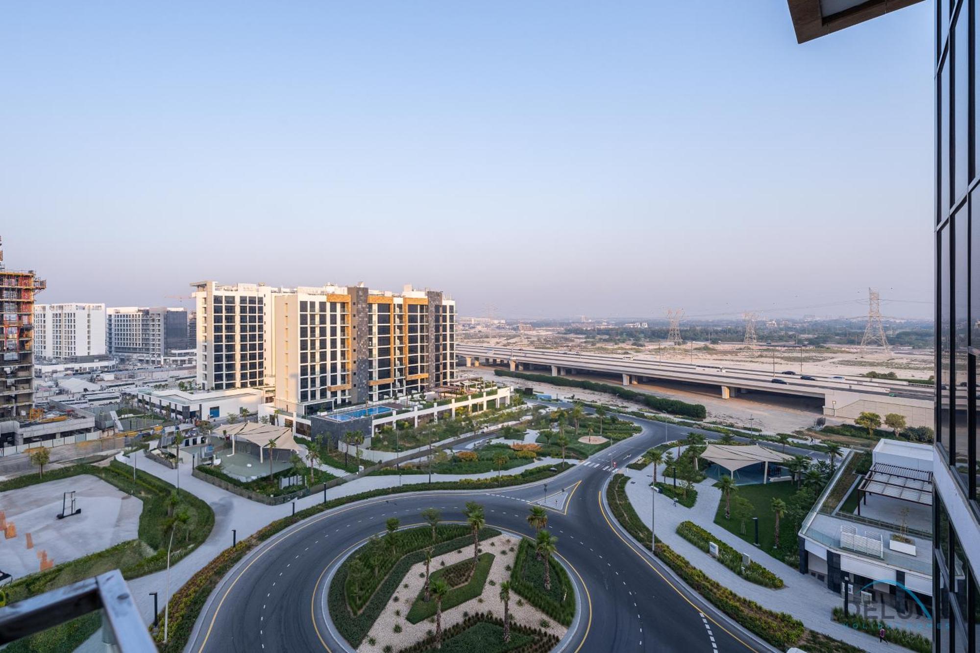 Apartment Surrounded By Attractions & Leisure Spots 1br Unit, Azizi Riviera 45, Al Merkadh By Deluxe Homes Dubai