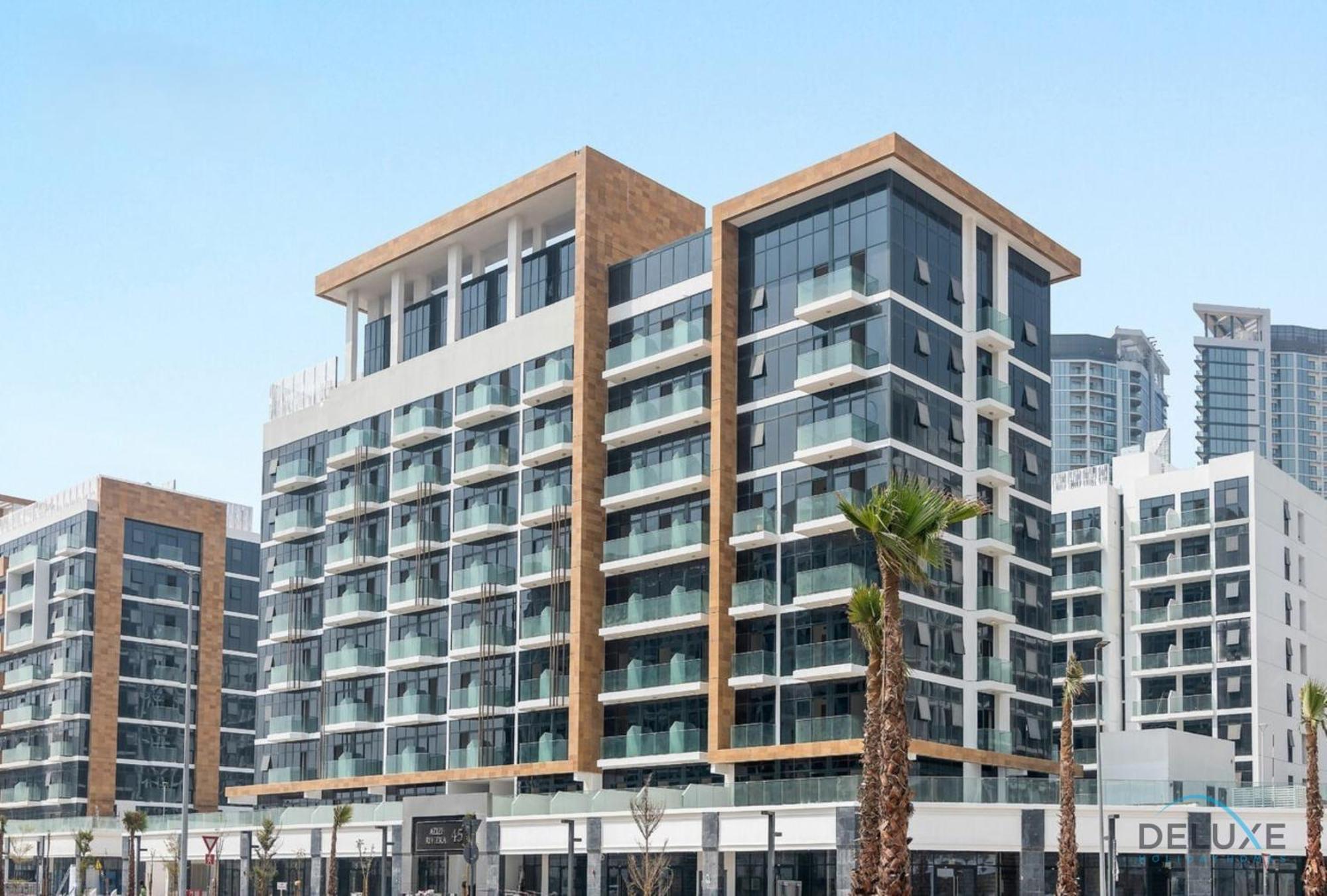 Surrounded By Attractions & Leisure Spots 1br Unit, Azizi Riviera 45, Al Merkadh By Deluxe Homes Apartment