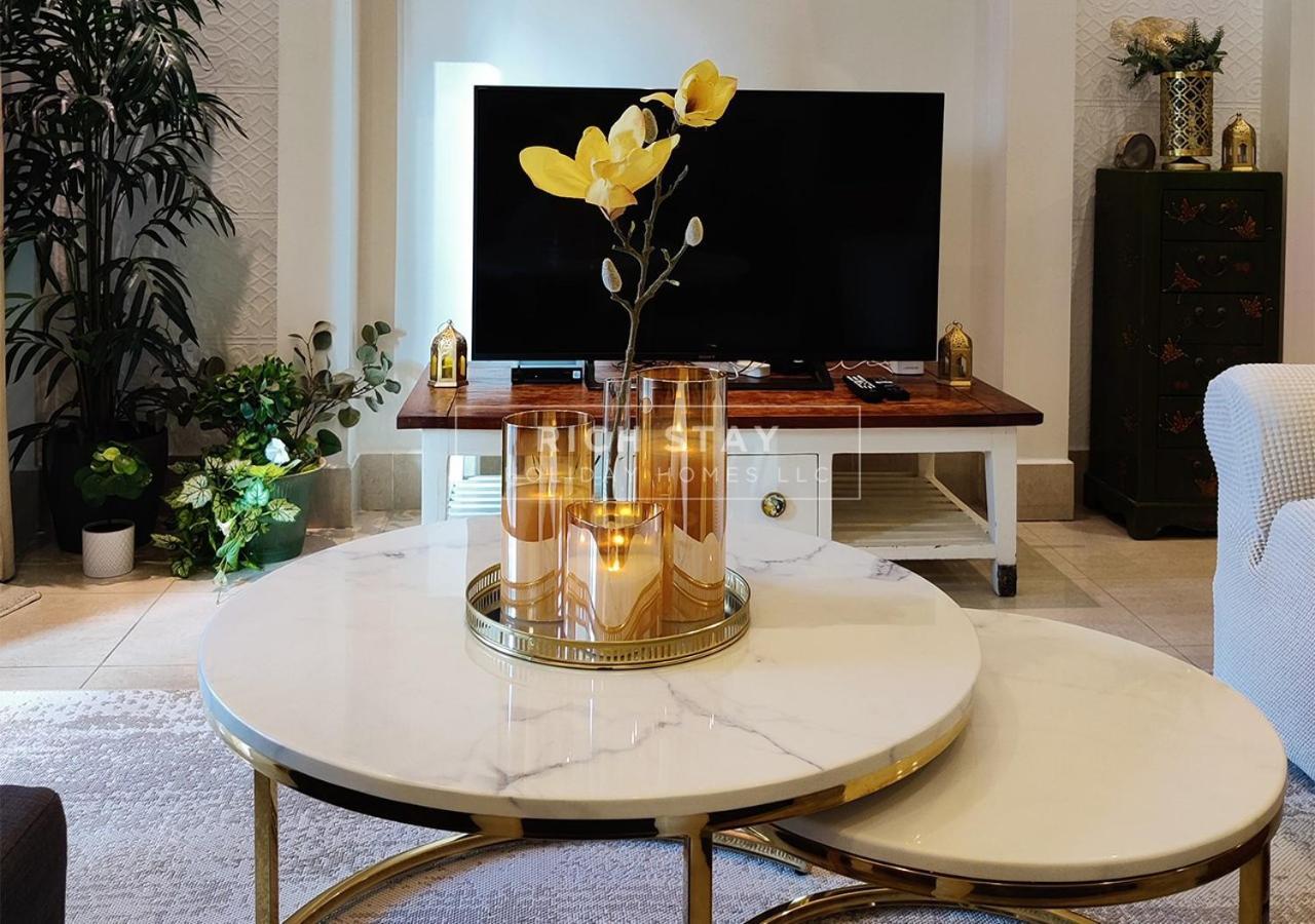 Sensational 1br In Downtown Burj Khalifa Mall View Dubai
