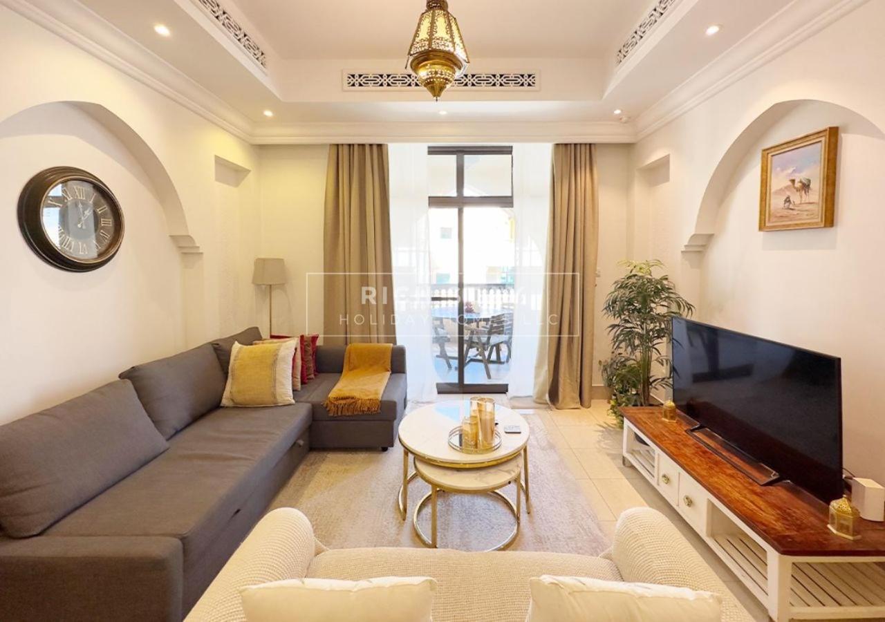 Sensational 1br In Downtown Burj Khalifa Mall View Apartment *