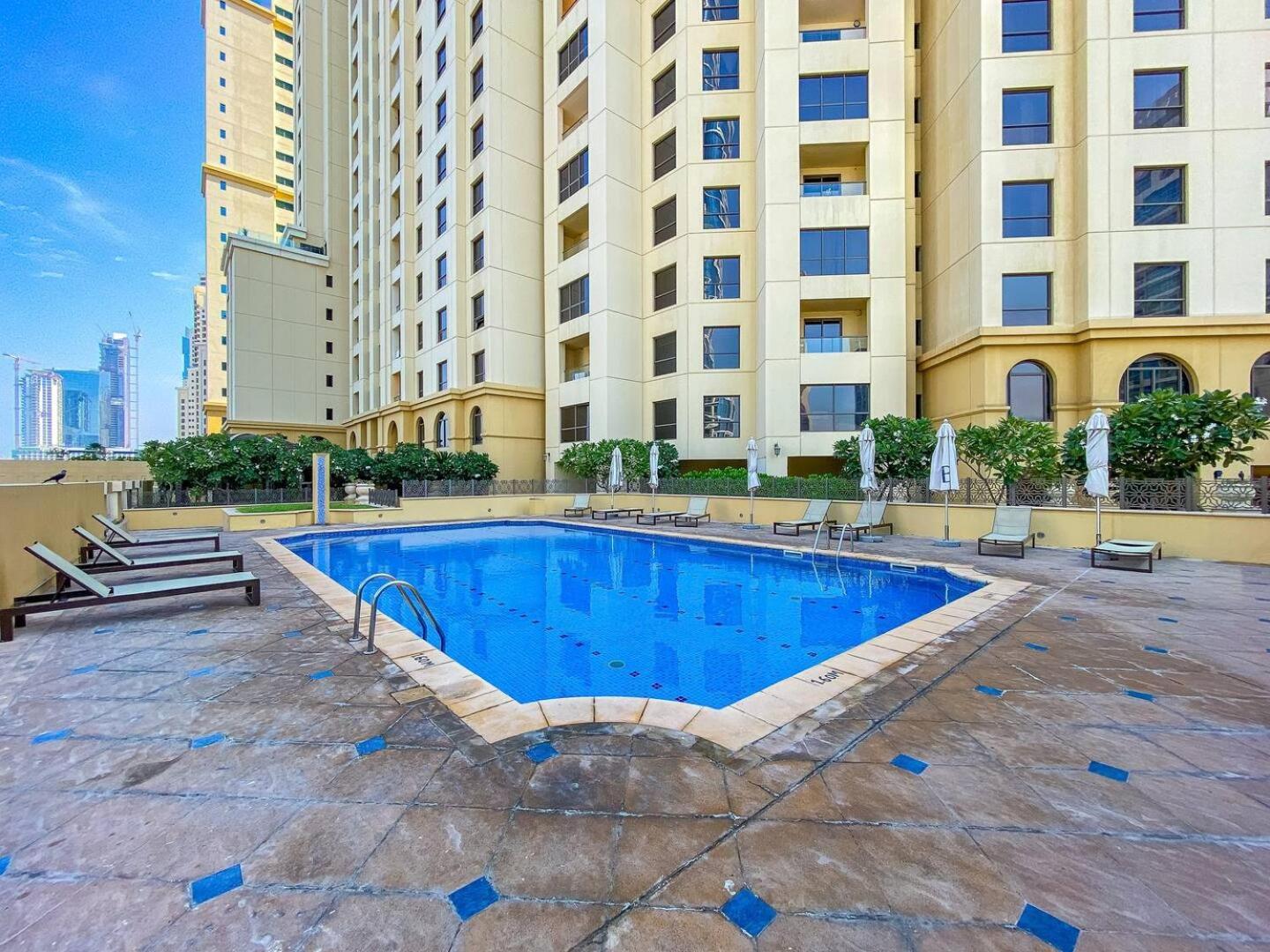 Amazing Marina View Apartment *