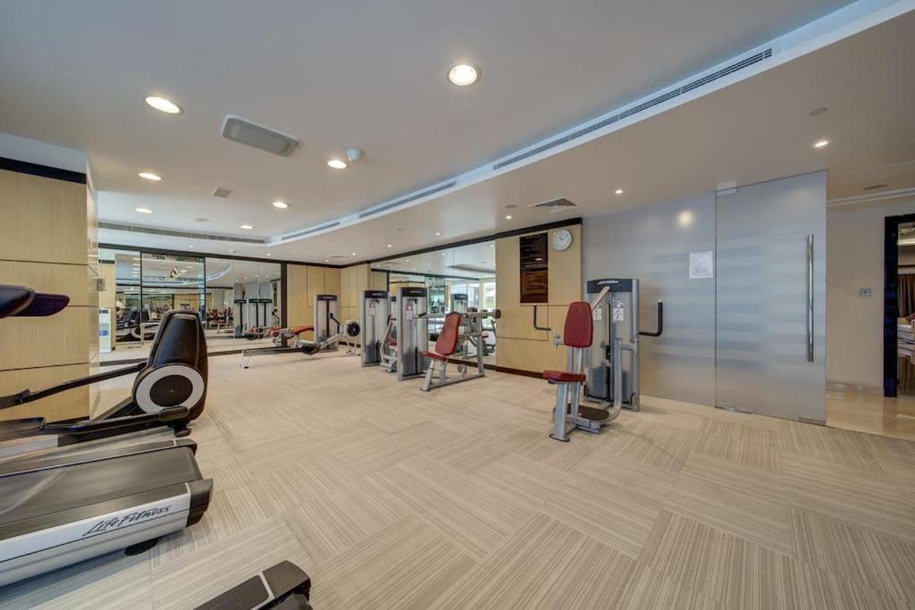 Canal View L L Great Amenities Dubai
