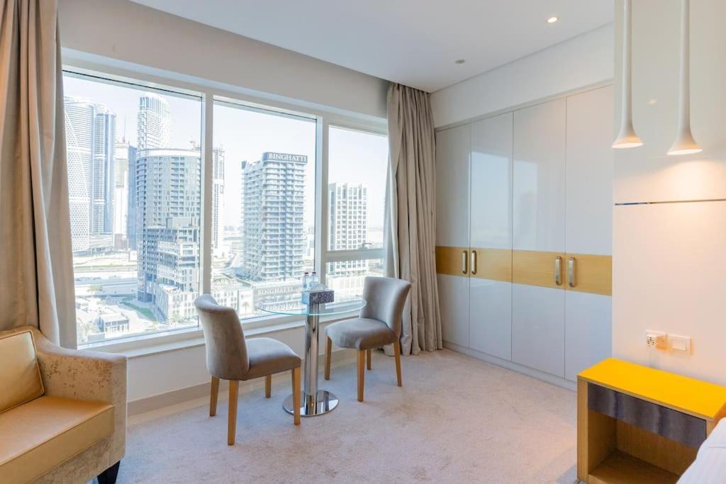 Canal View L L Great Amenities Dubai