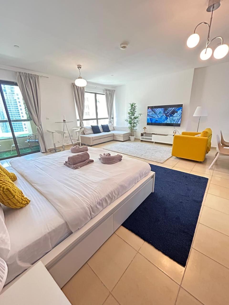 Apartment Prime Spacious With Vibrant Vibes In Jbr By Sweet Homes Dubai