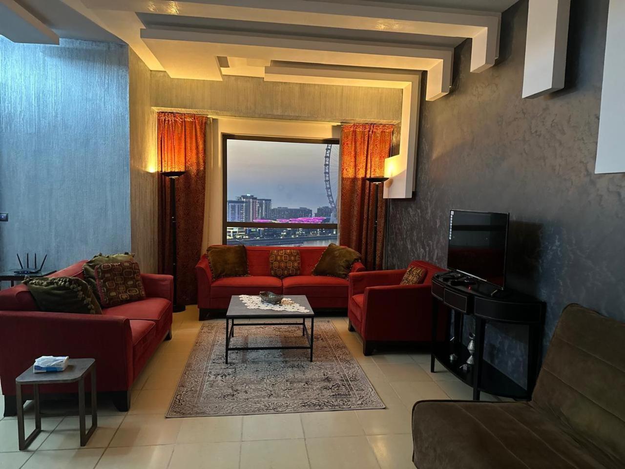 - Jbr Front, Full Sea View - Majestic Luxe - 2br - Sleep 5 - For Families & Couples Only Apartment Dubai