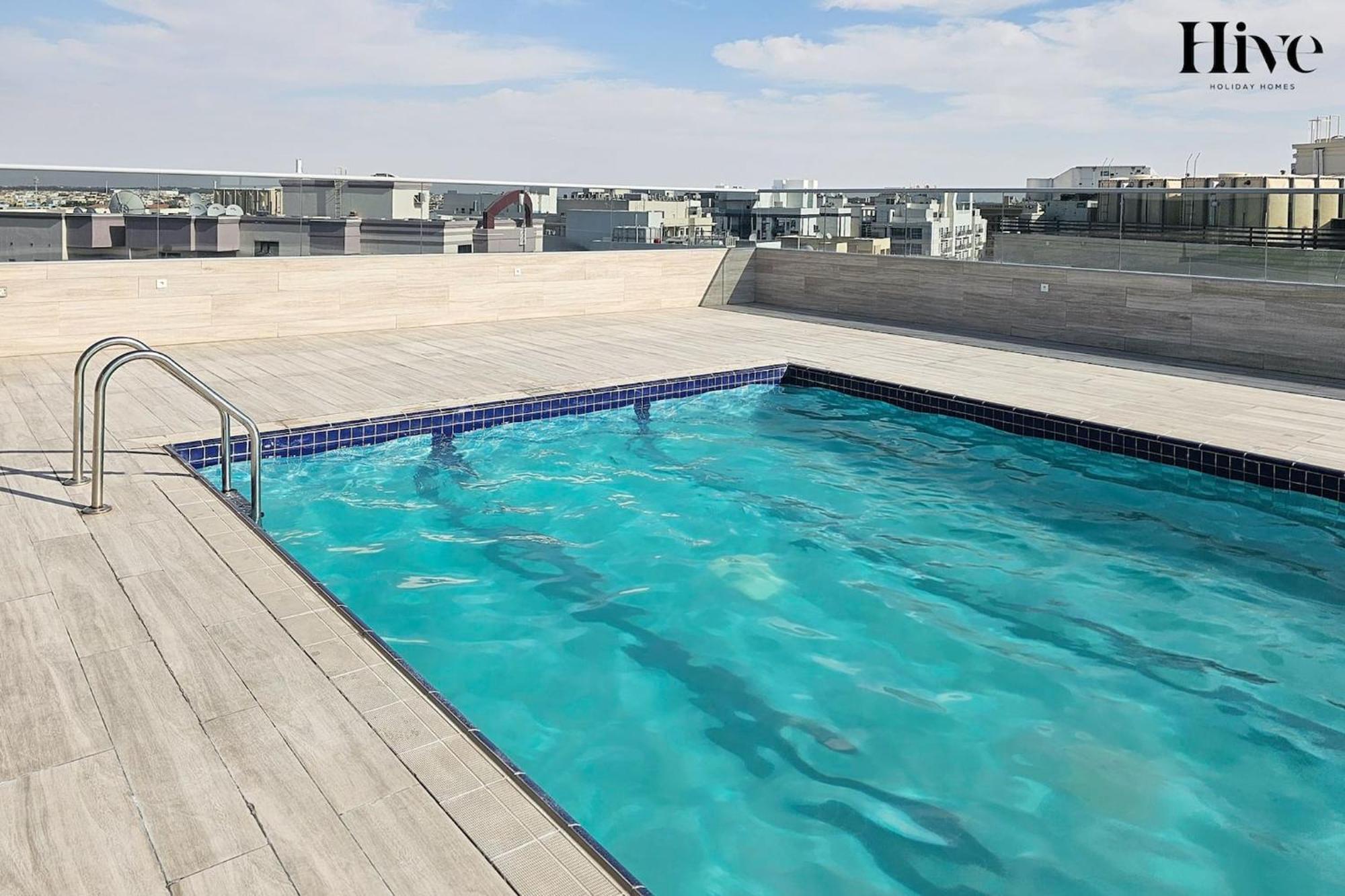 Modern 1 Bed In Al Warqa Apartamento
