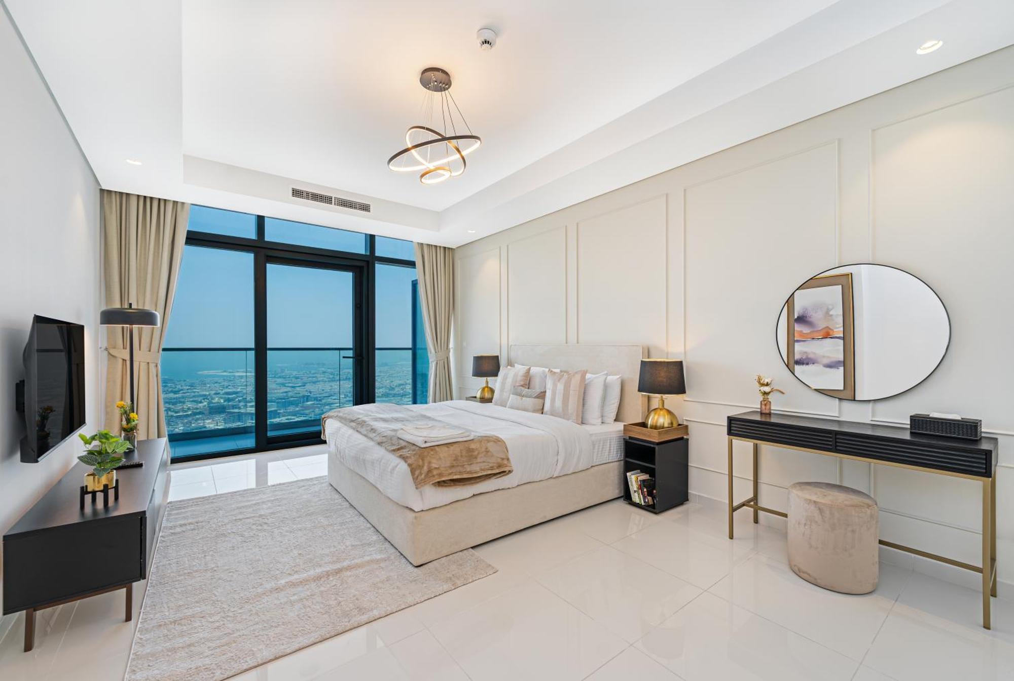Apartment 3 King Beds - 7mins To Mall - High Floor Sun Set And Sea View