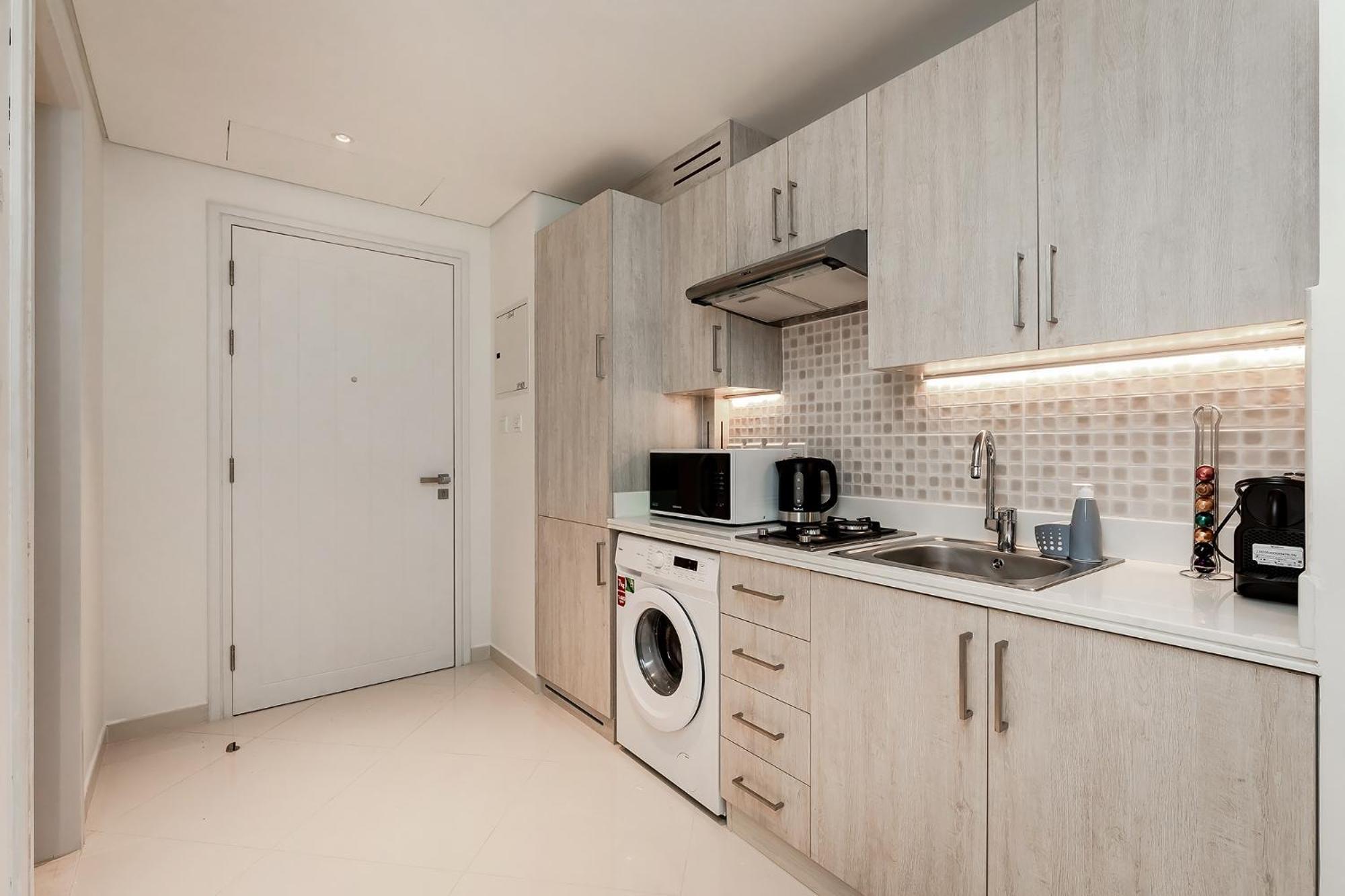 Popular Seven Palm Apartment