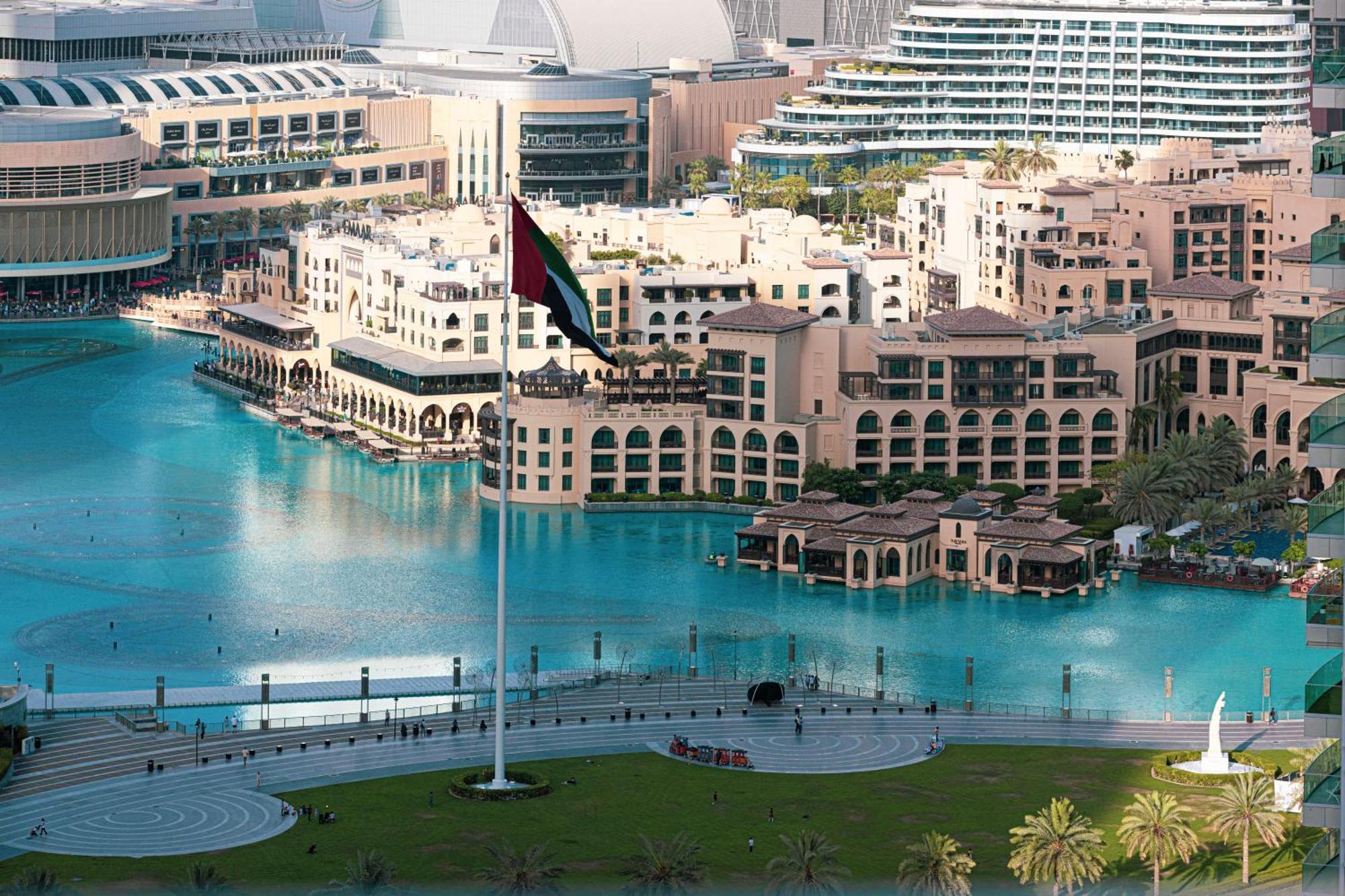 Burj Crown - Sky High Downtown Elegance Ocean View Mall Dubai