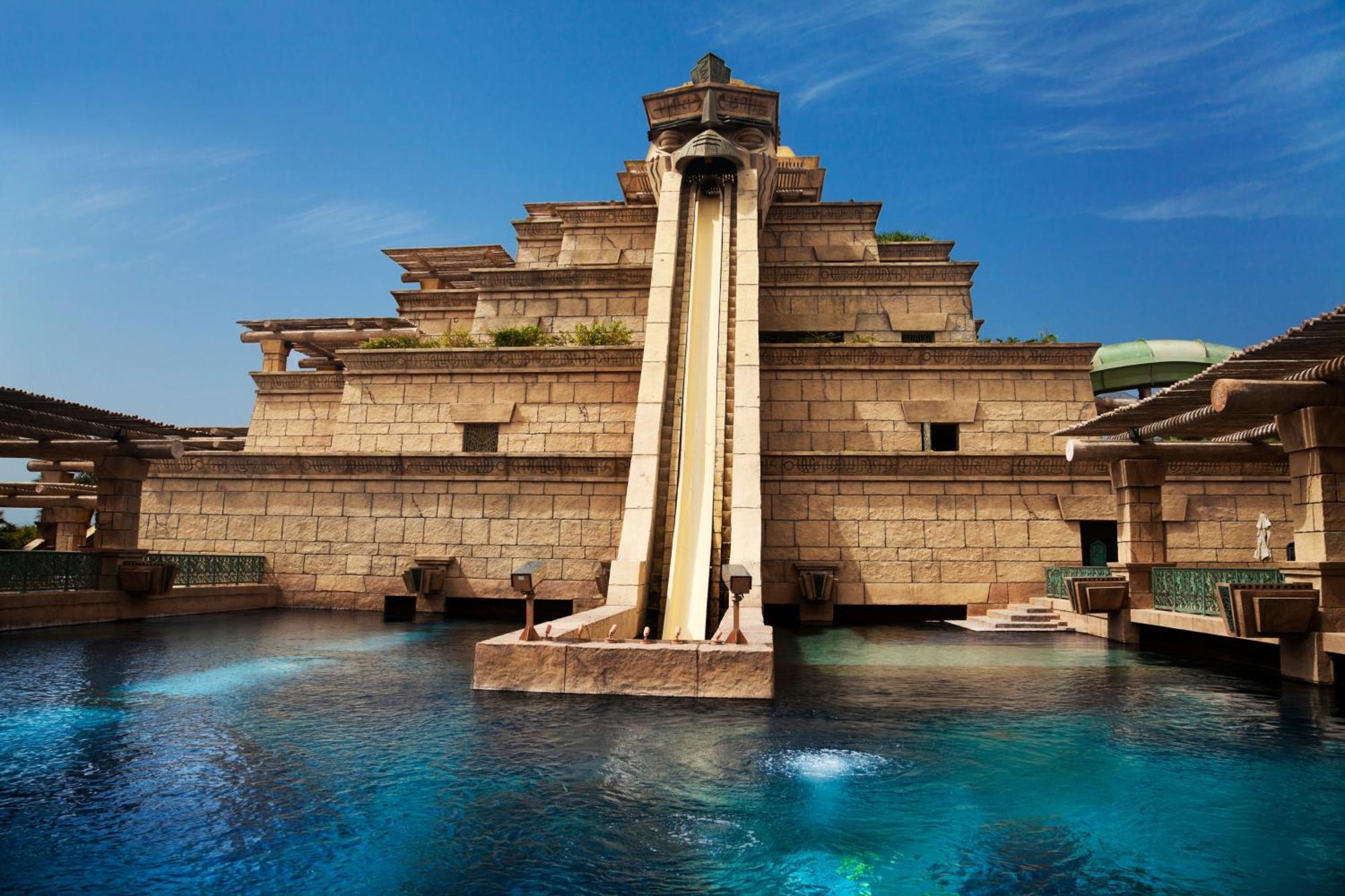 Burj Crown - Sky High Downtown Elegance Ocean View Mall *