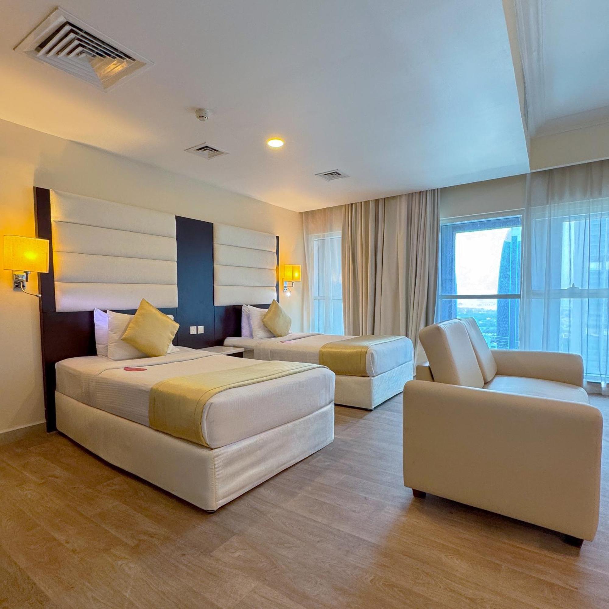 Sunday Mega Sheikh Zayed Road Near Difc Formerly Emirates Grand 3* Dubai