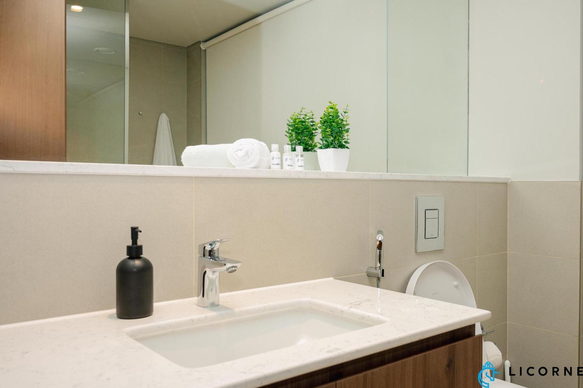 Brand New Modern 2 Bedroom Retreat In Creek Harbour Apartment