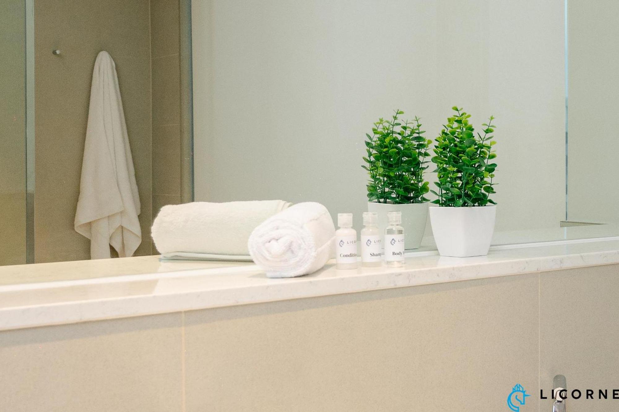 Apartment Brand New Modern 2 Bedroom Retreat In Creek Harbour Dubai