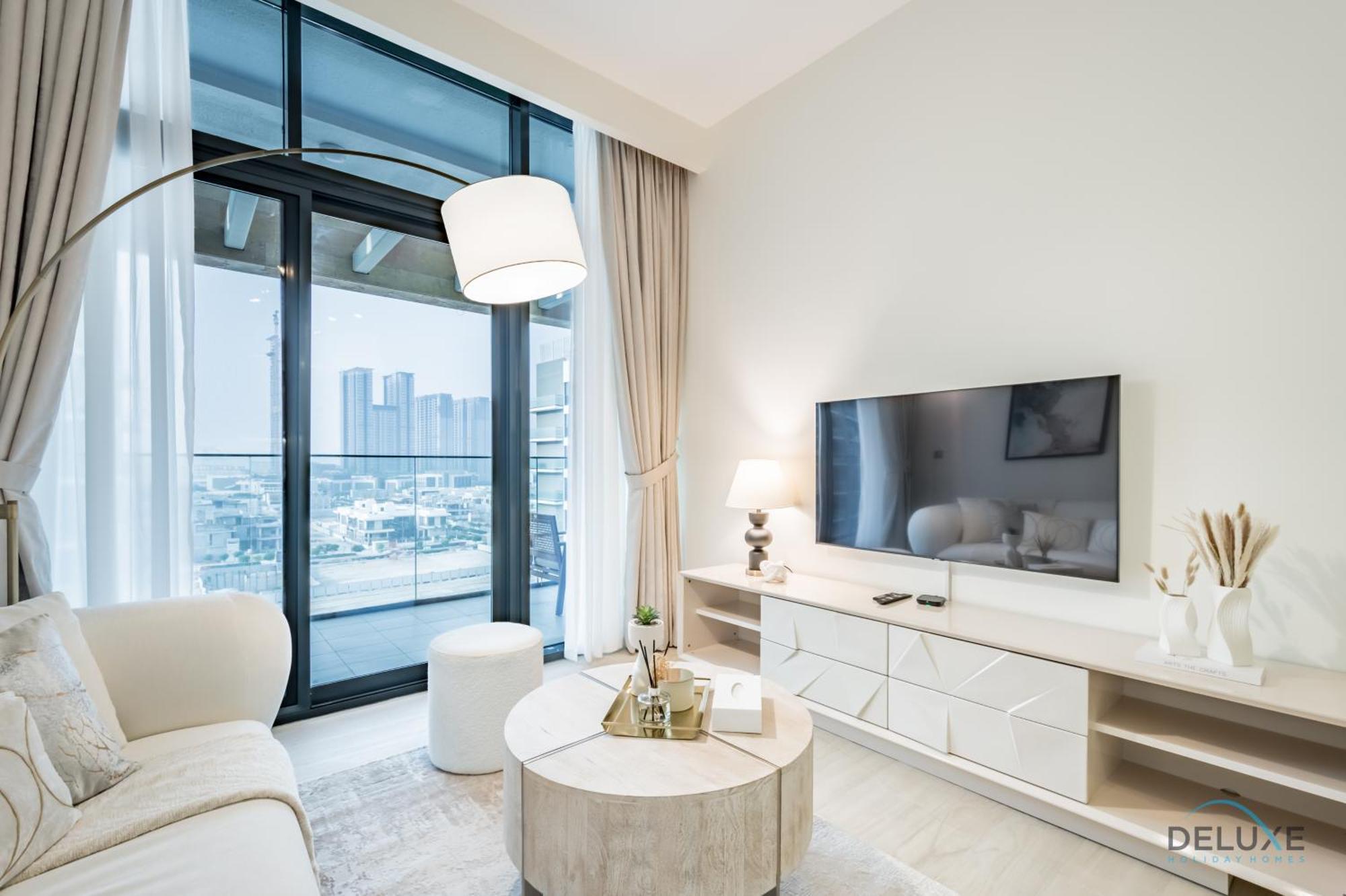 Luxurious 2br In Azizi Riviera 18, Al Merkadh By Deluxe Homes