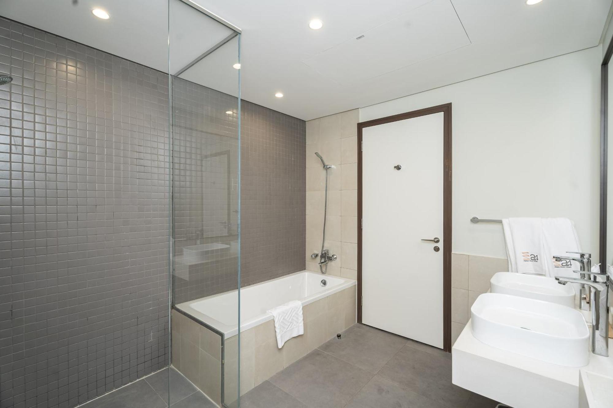 Apartment Escape24 Luxury 2br 1 East Tower Zabeel Opposite Zabeel Park Gate Dubai