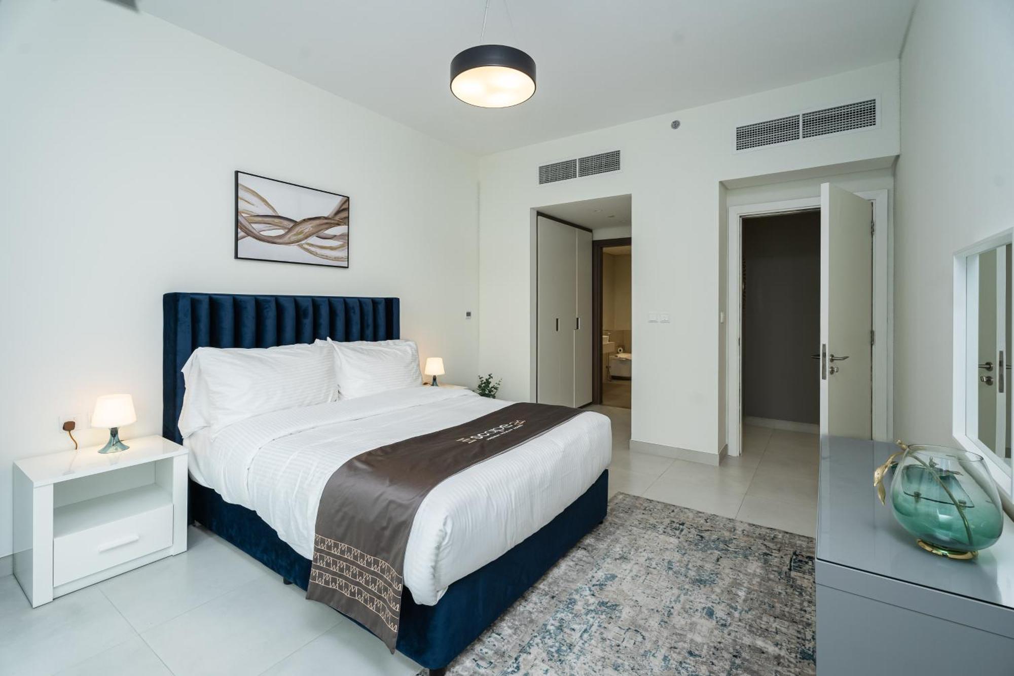 Escape24 Luxury 2br 1 East Tower Zabeel Opposite Zabeel Park Gate Apartment