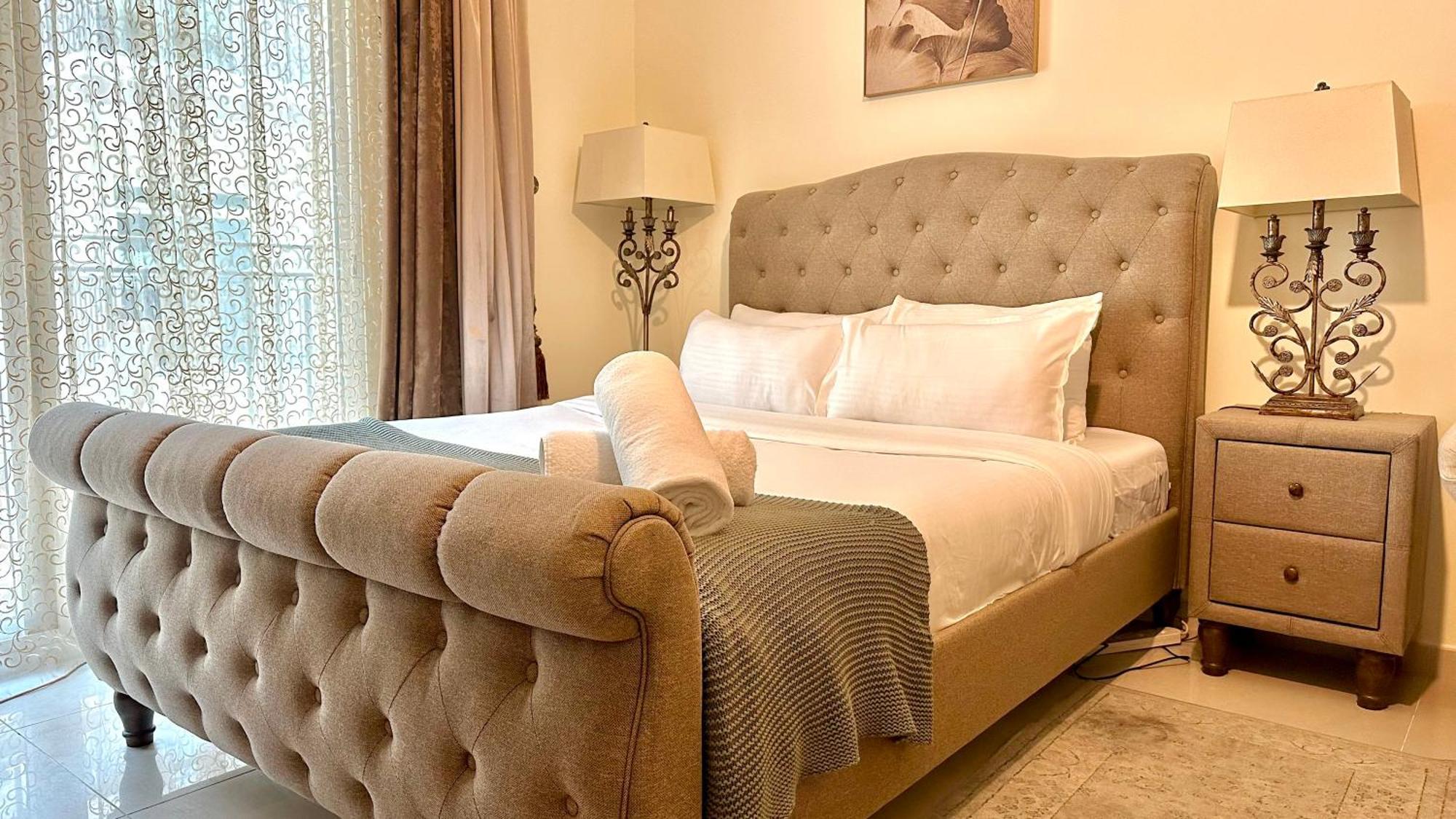 Charming Retreat In Jvc By Bhavan Apartment