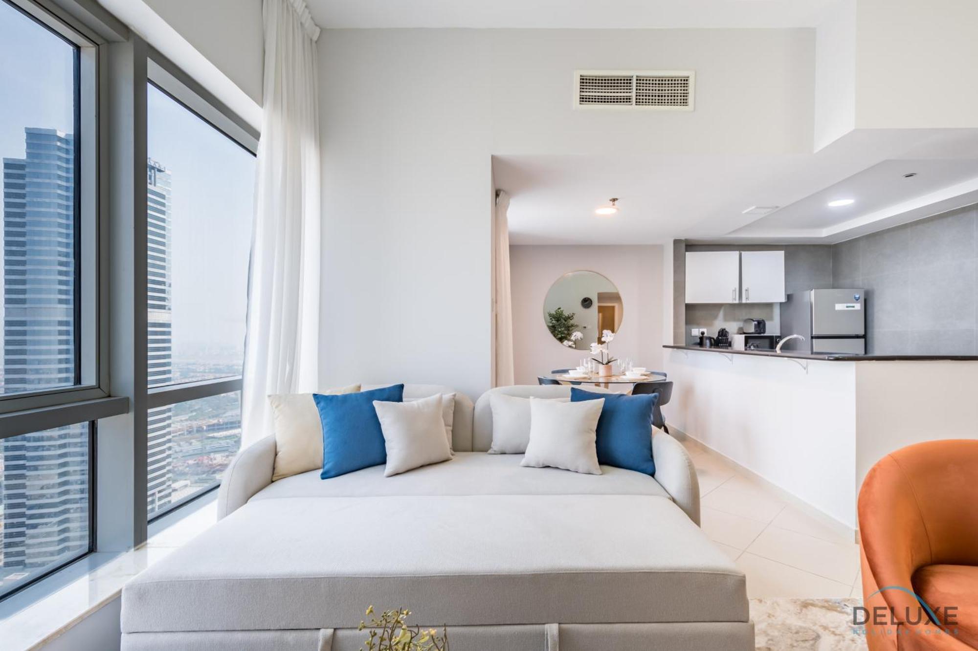 Apartment Inviting 1br In Concorde Tower 1, Jlt By Deluxe Homes