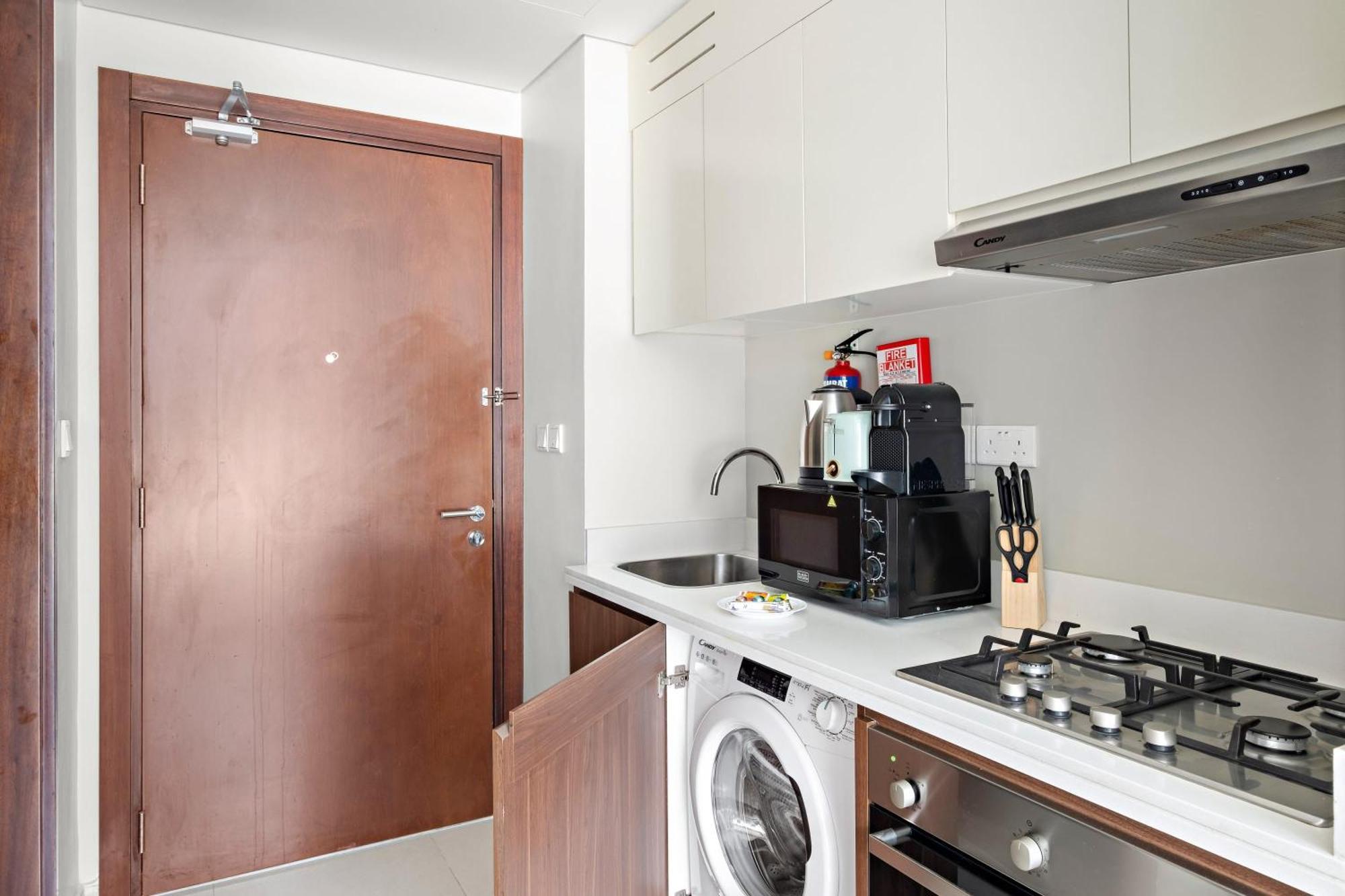 Silkhaus Exquisite Near Burj Khalifa Apartment *