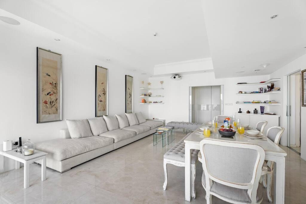 Apartment First Class 2br Glamorous Getaway *