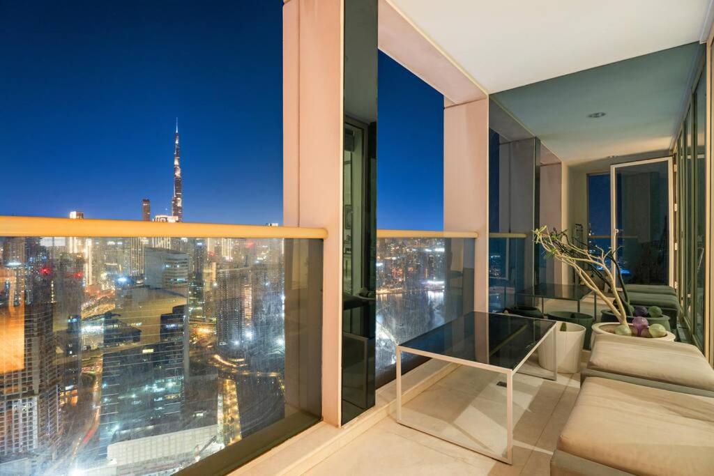 Apartment First Class 2br Glamorous Getaway *