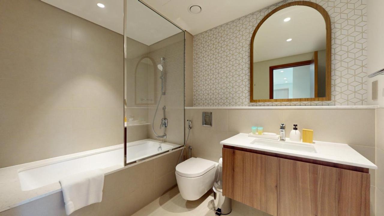 Vida Residences Creek - Colourful One Bedroom Dubai
