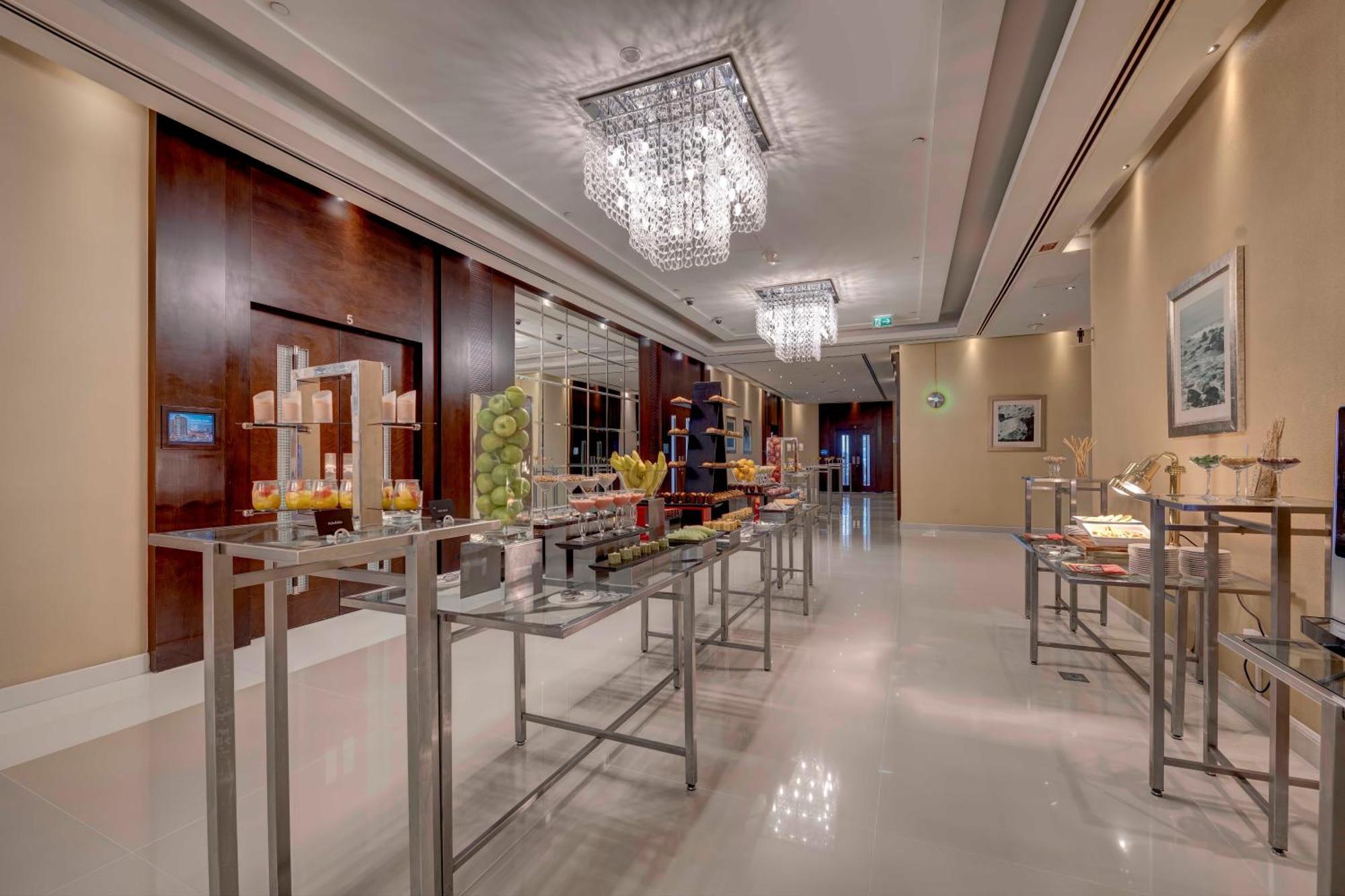 Hotel Media Rotana 5*
