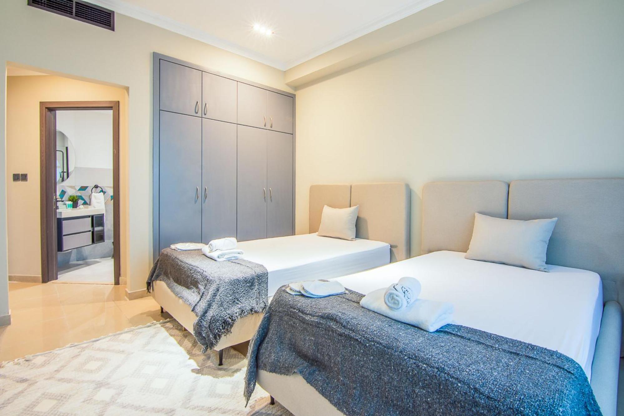 Marina Crown 2 Bdr, Marina Apartment